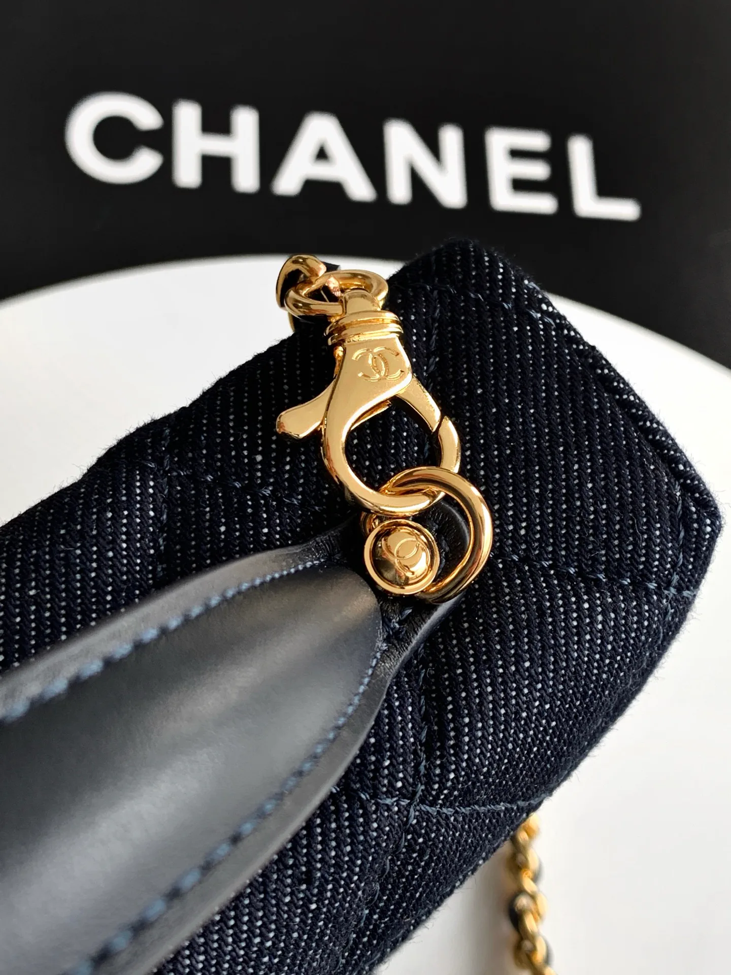 Классические Сумки Женские Chanel 18588843