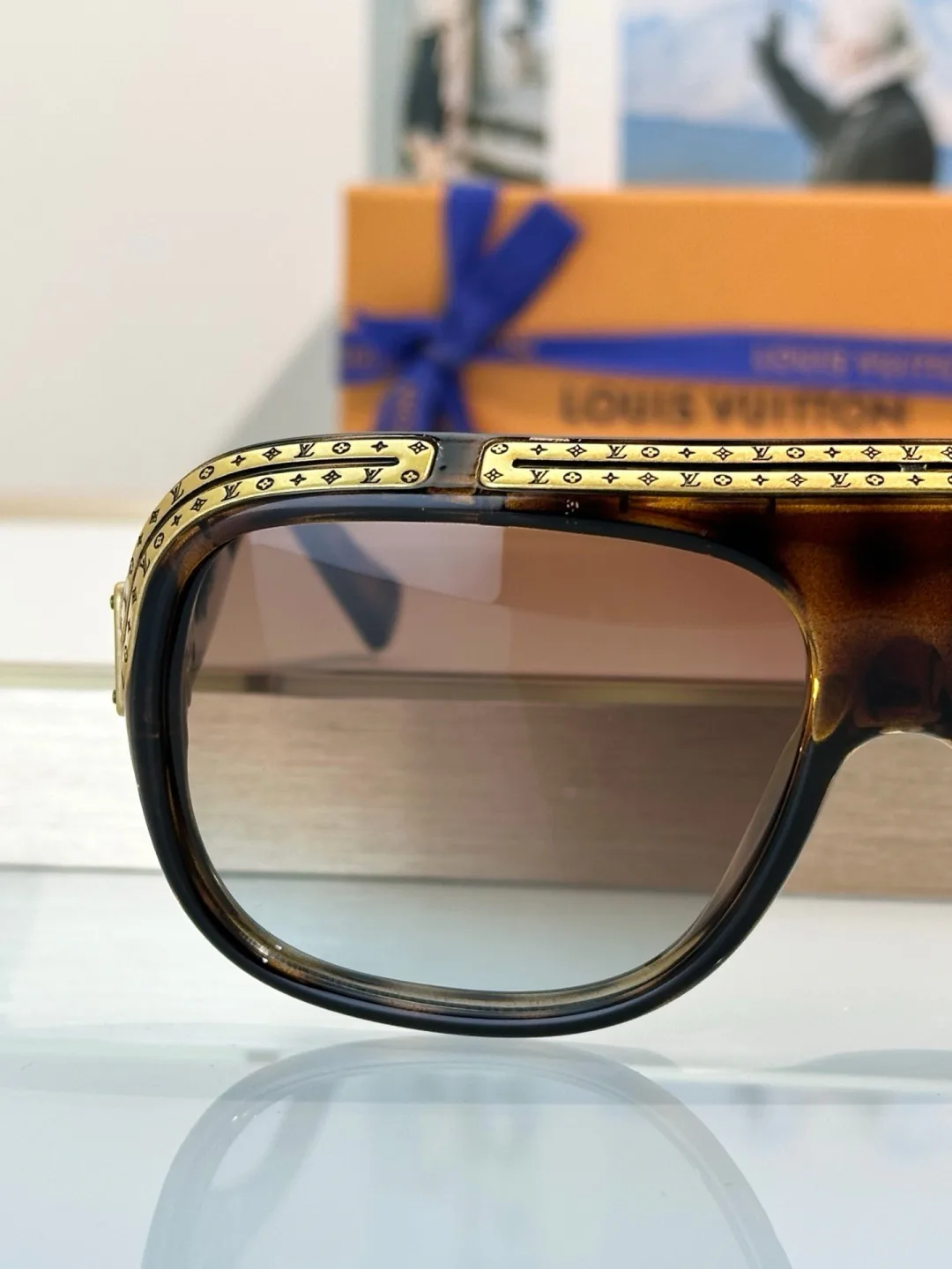 Glasses LOUIS VUITTON 18295137
