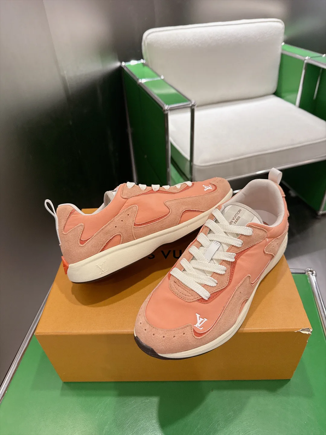 Men's Sneakers LOUIS VUITTON 18011731
