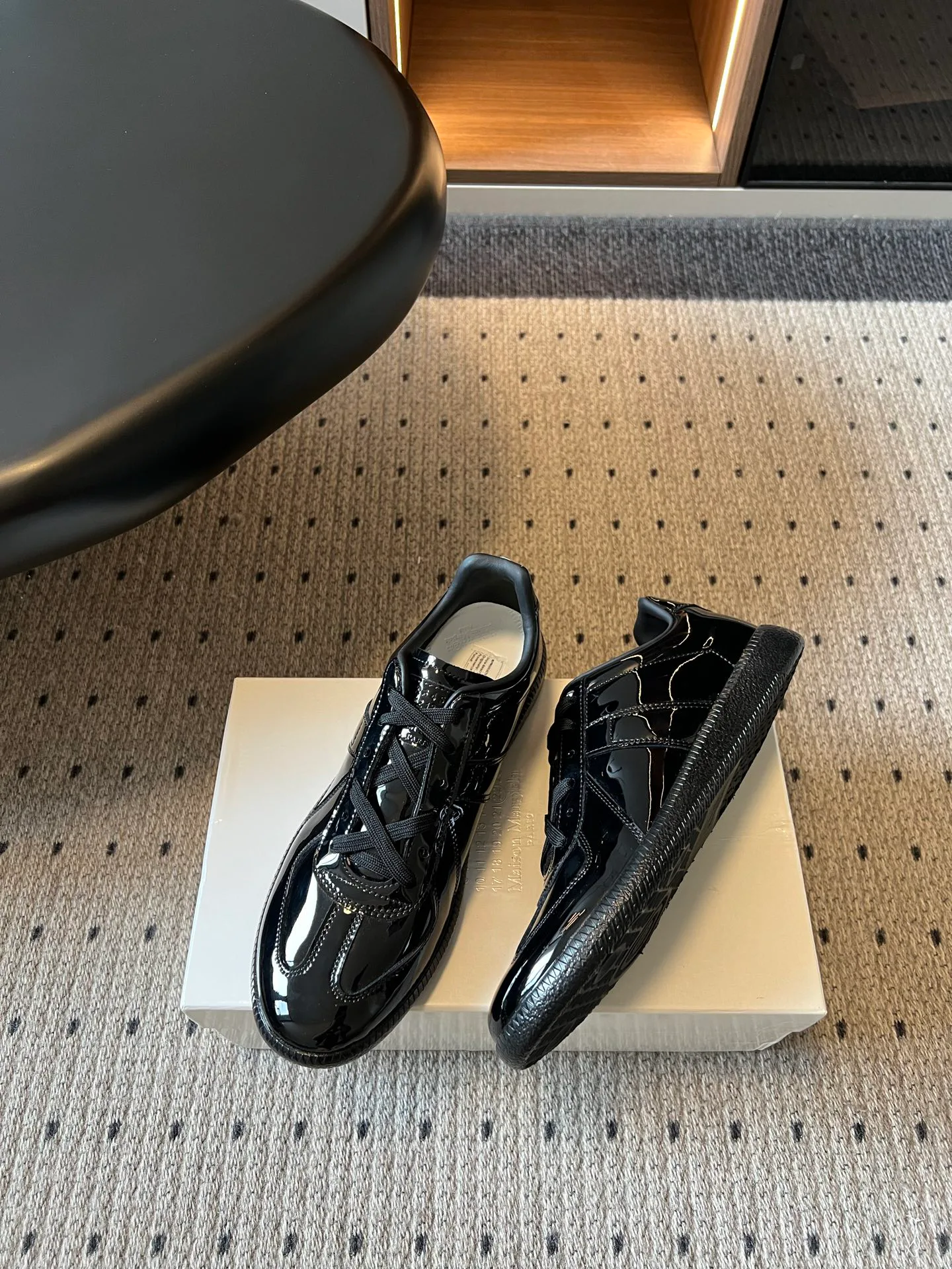 Women's Sneakers MAISON MARGIELA 17419506