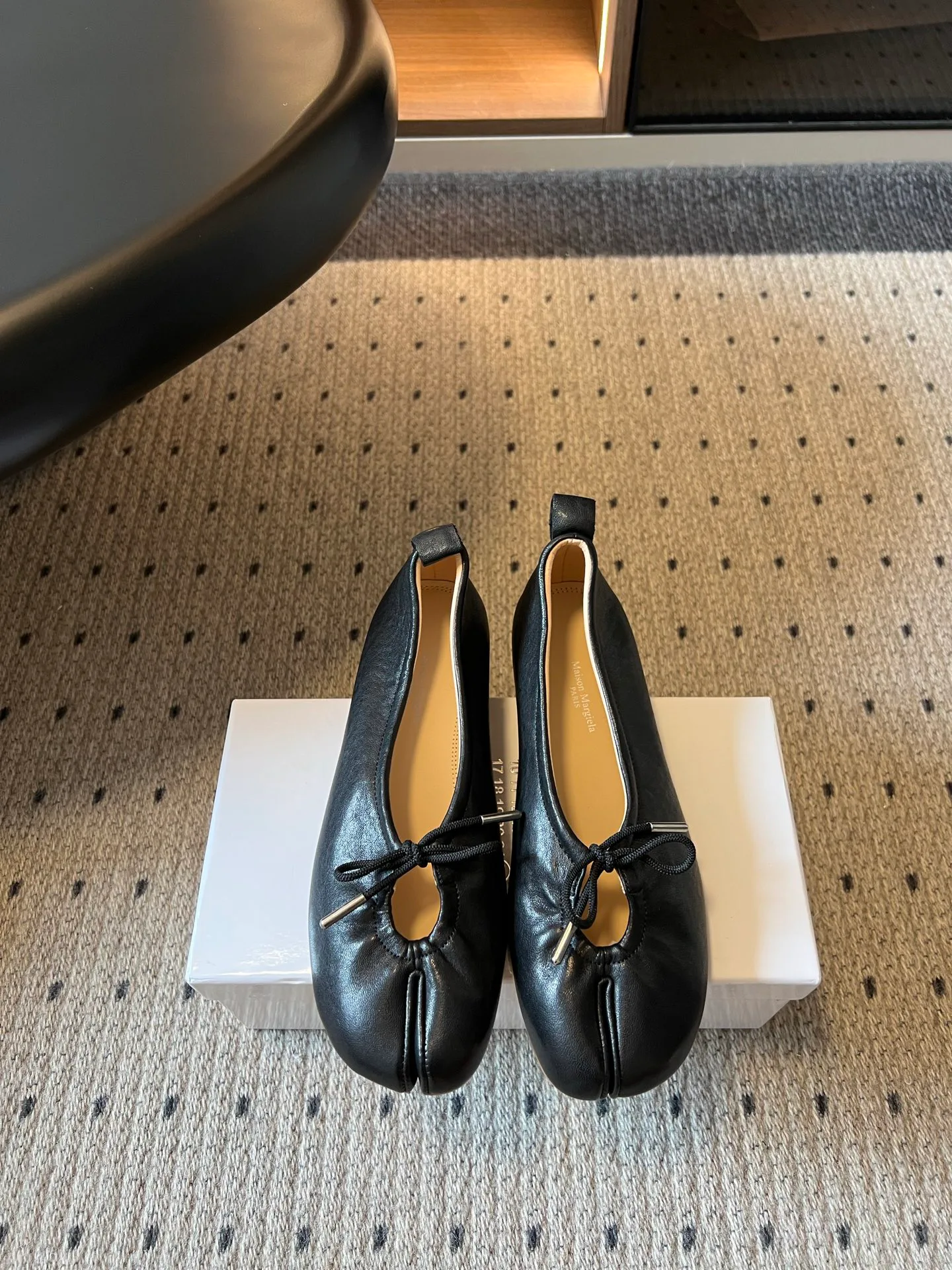 Women's Ballet Flats MAISON MARGIELA 17781121