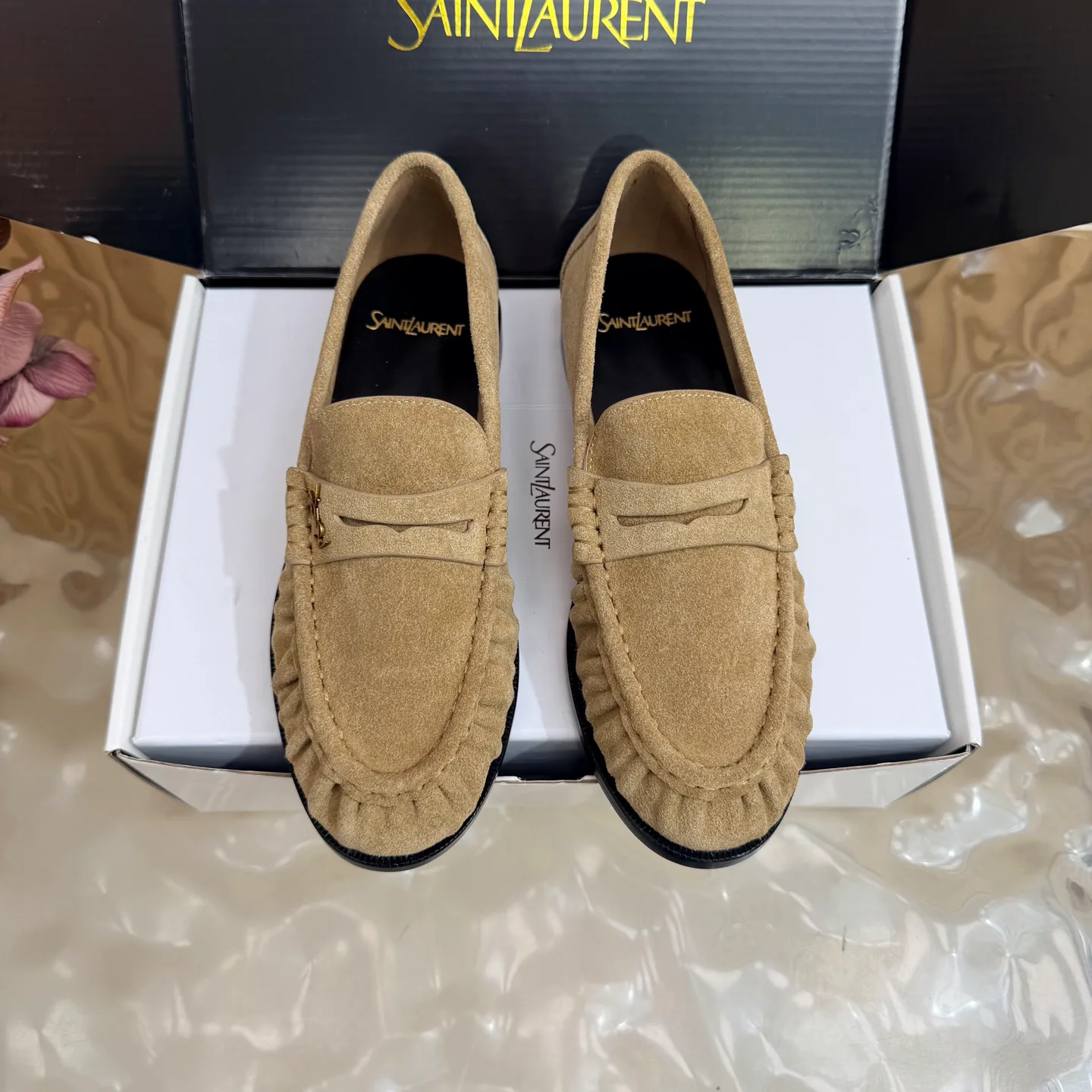 Women's Loafers And Moccasins SAINT LAURENT 17981701