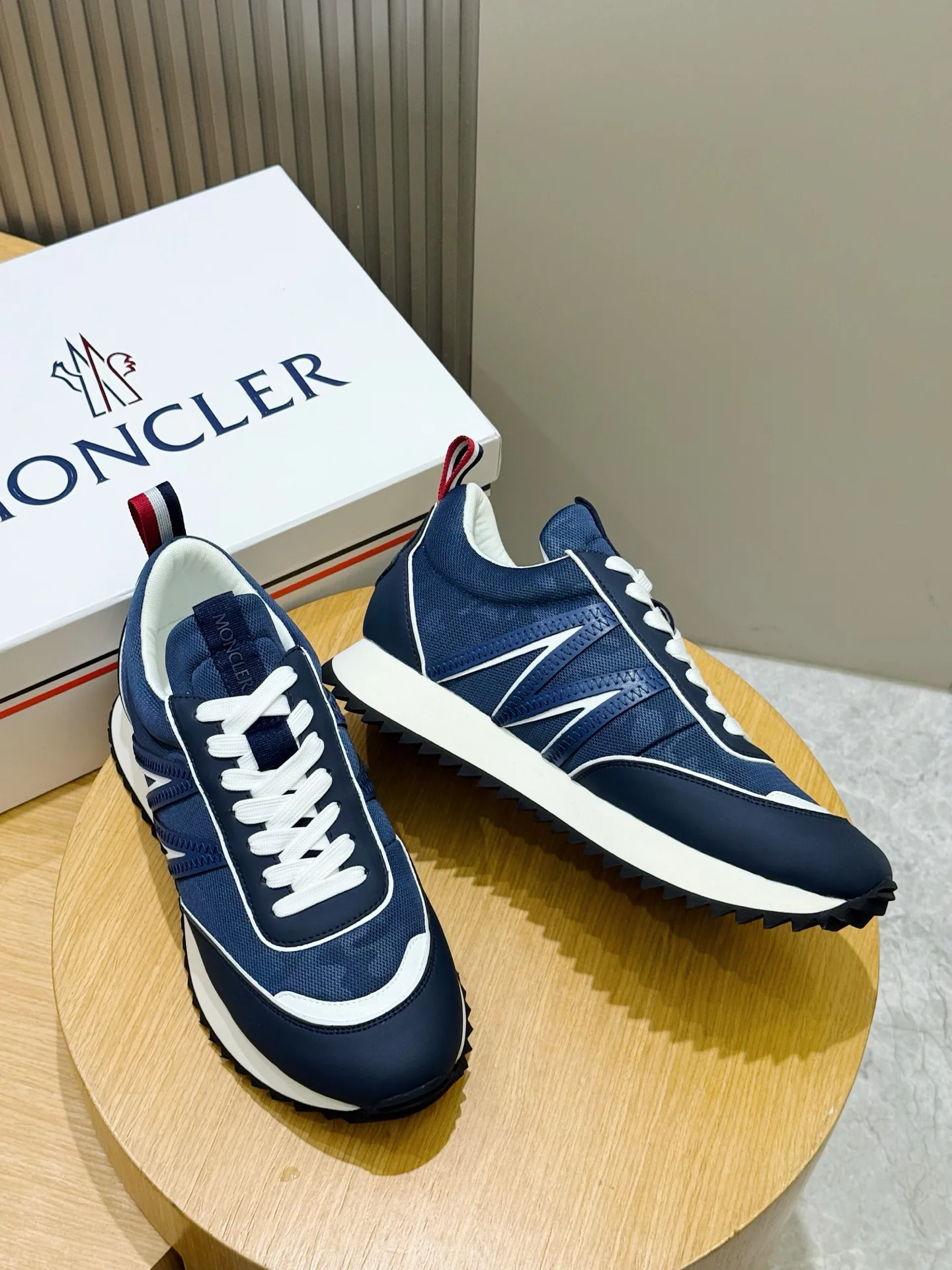 Men's Sneakers MONCLER 18101509