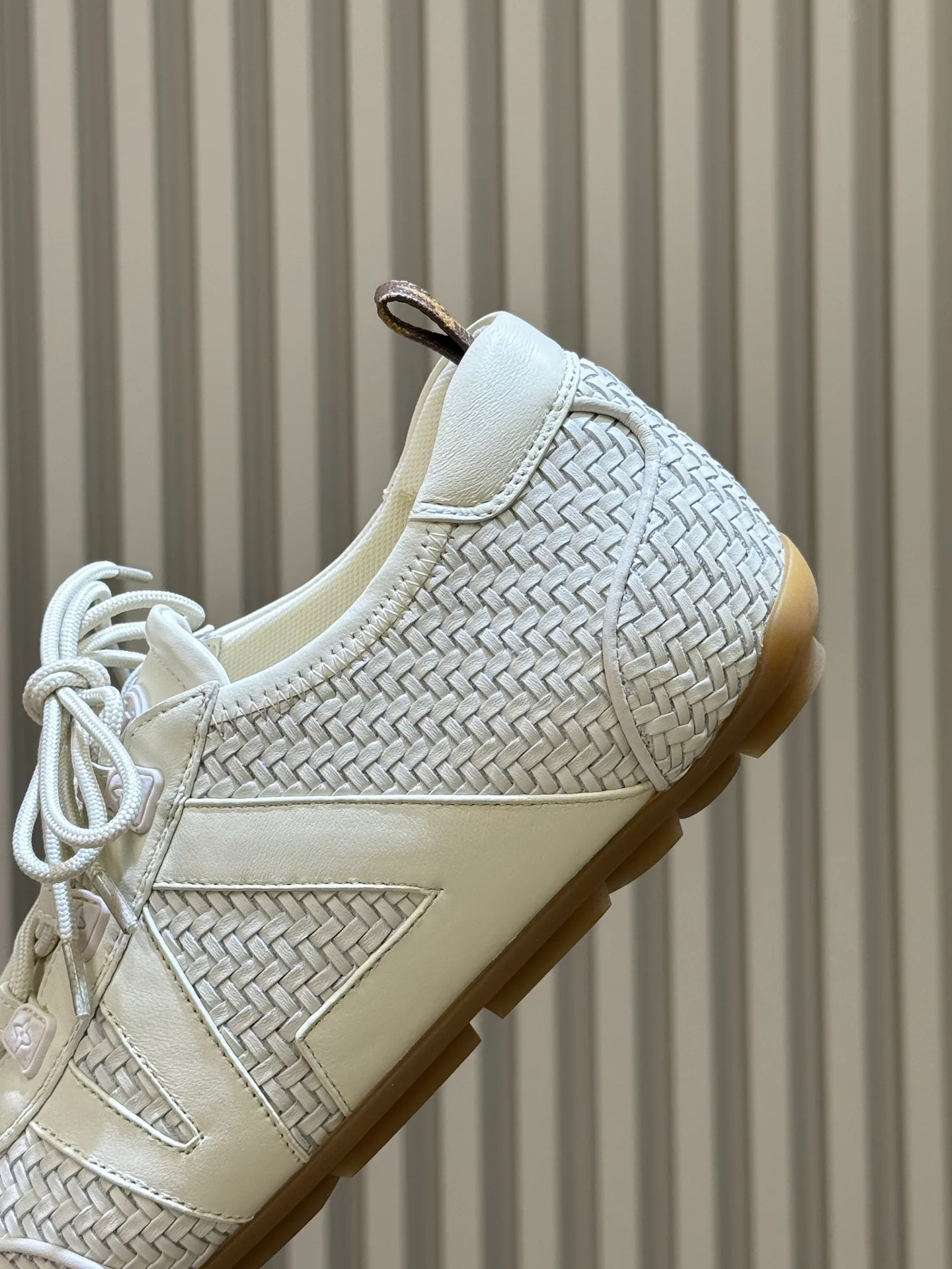 Women's Sneakers LOUIS VUITTON 18072953