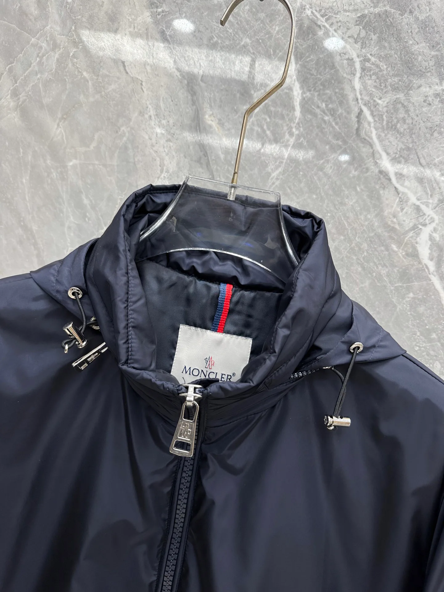 Men's Jackets And Down Jackets MONCLER 18178782