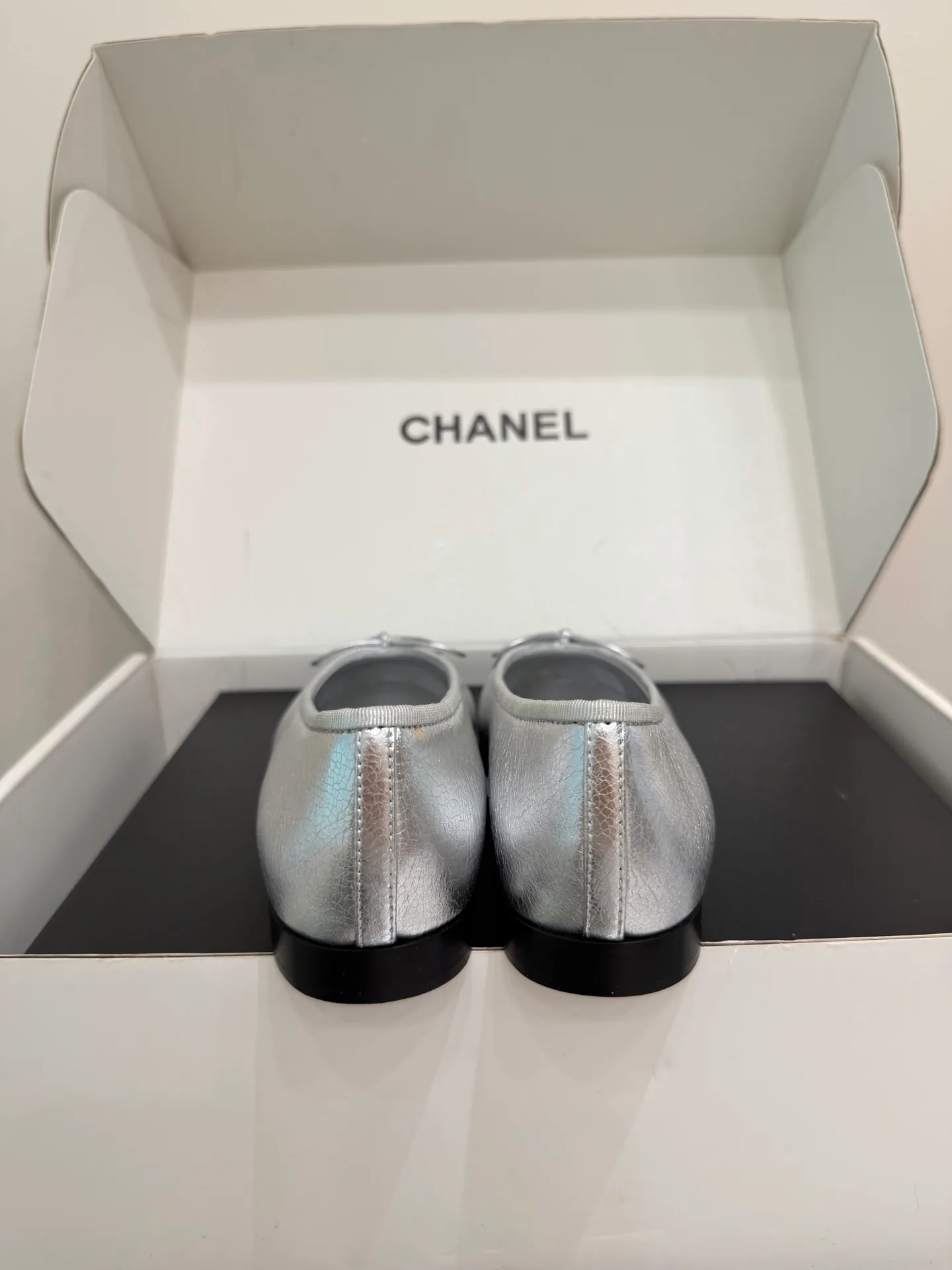Women's Ballet Flats CHANEL 18080139
