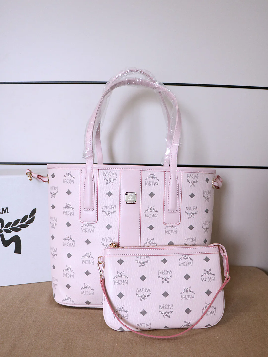 Women's Classic Handbags MCM 18223302