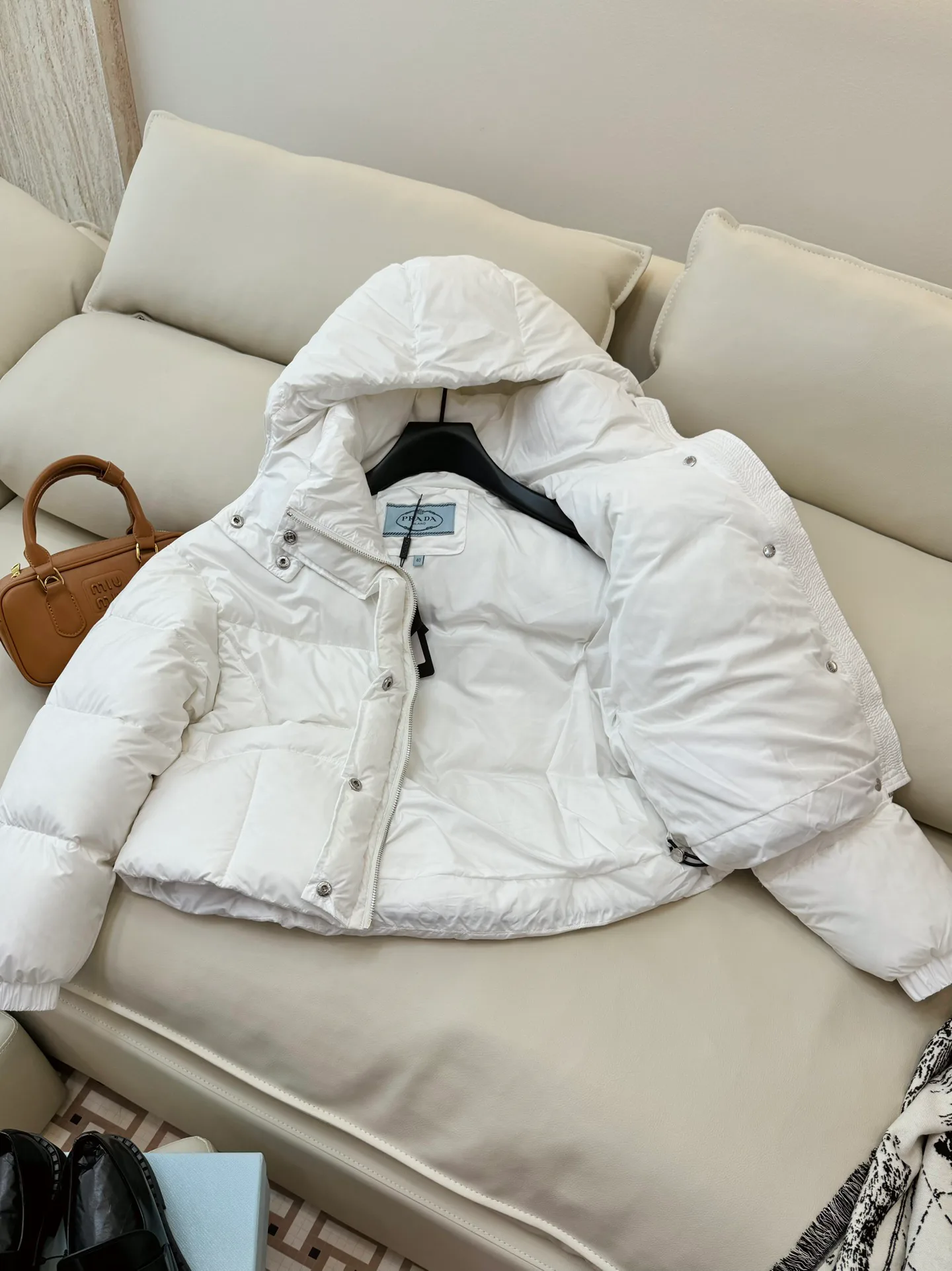 Women's Jackets And Down Jackets PRADA 17910129