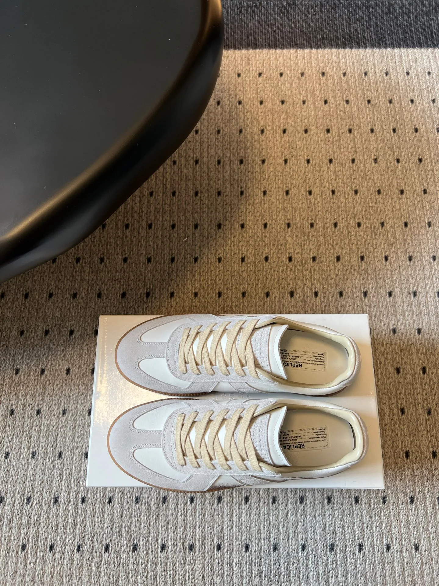 Women's Sneakers MAISON MARGIELA 17419522
