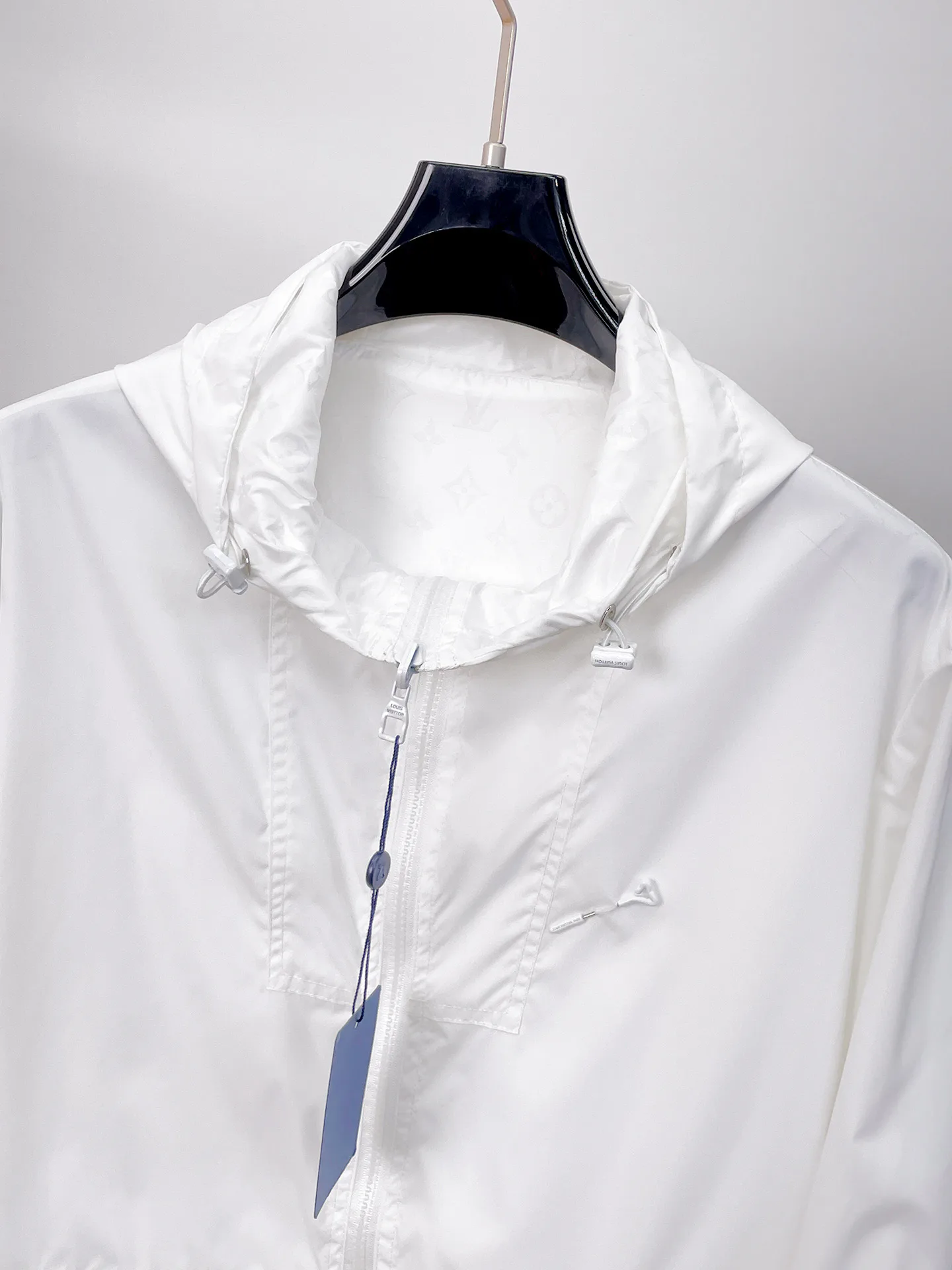 Men's Jackets And Down Jackets LOUIS VUITTON 18191458
