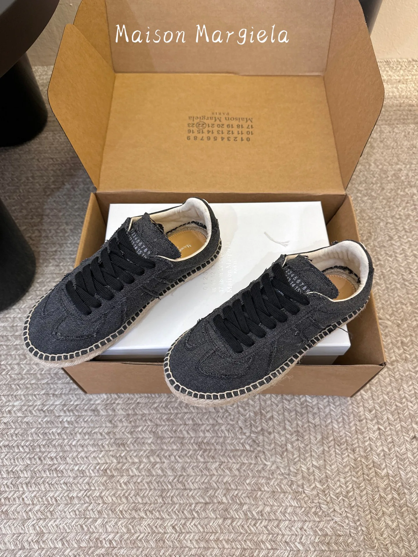 Women's Sneakers MAISON MARGIELA 17220383