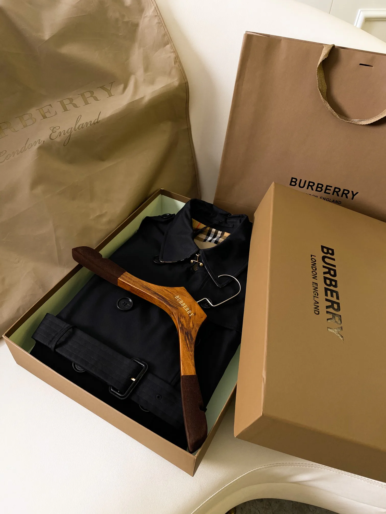 Women's Trench Coats BURBERRY 18512904