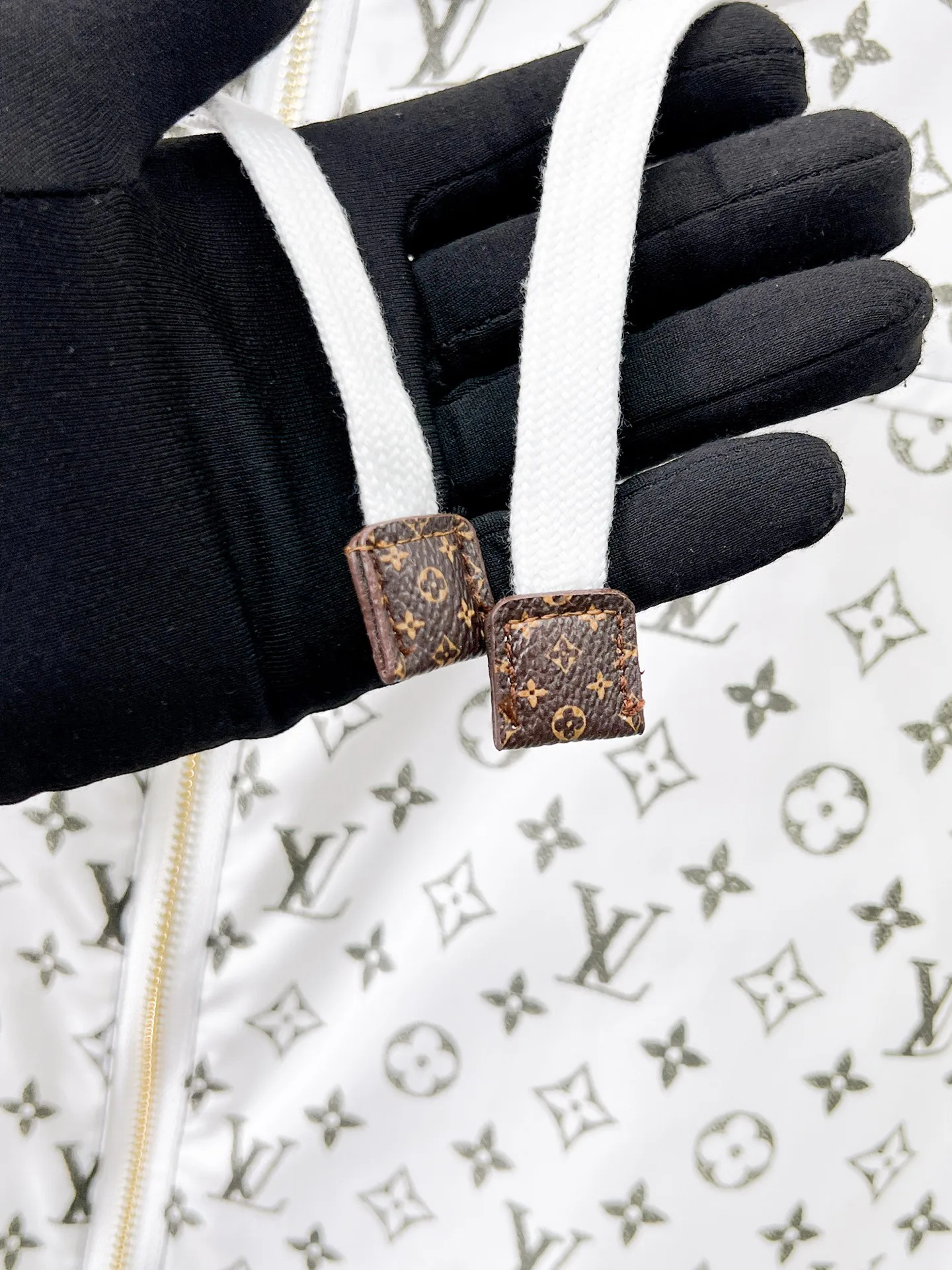 Men's Jackets And Down Jackets LOUIS VUITTON 18191460