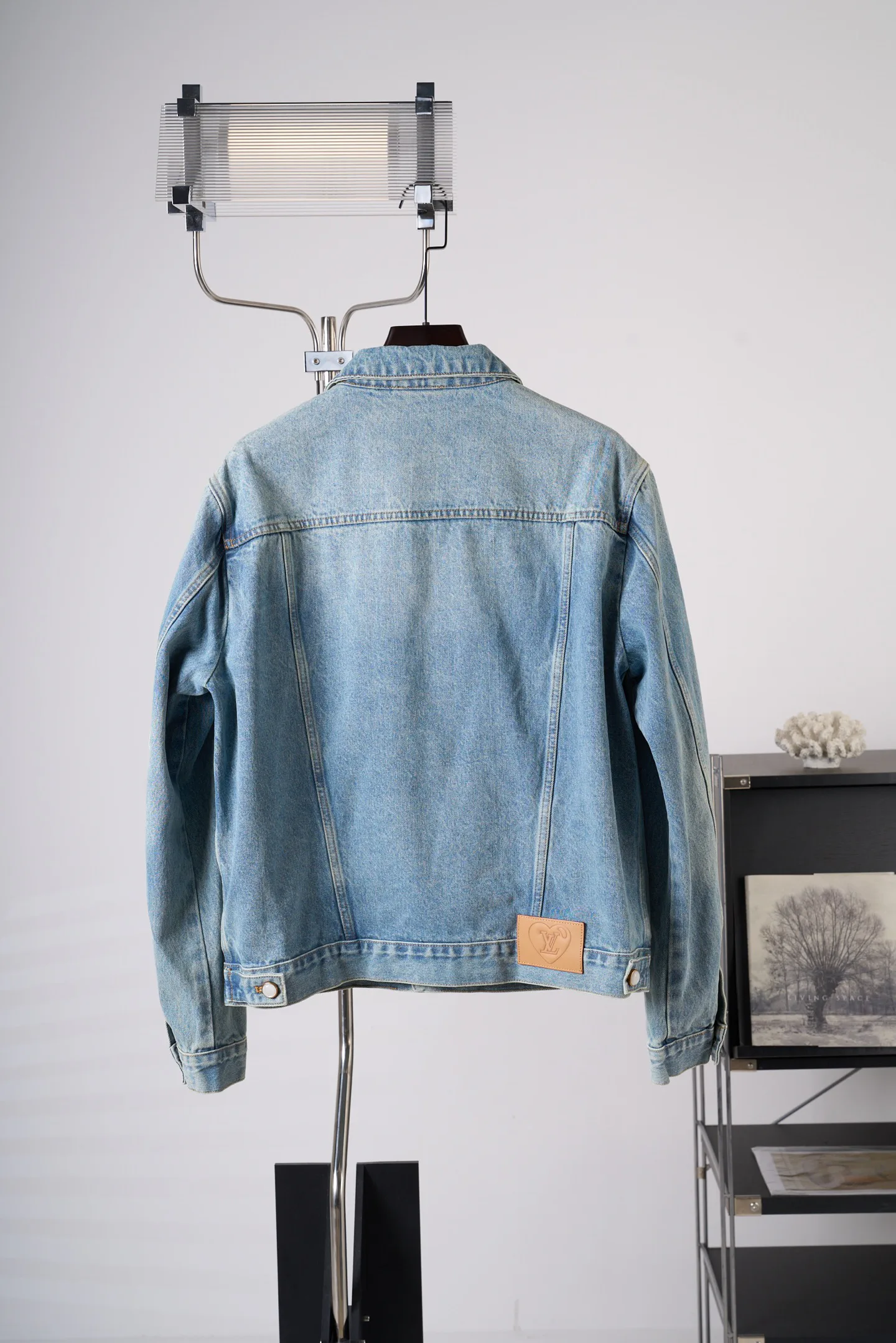 Men's Jackets And Down Jackets LOUIS VUITTON 18179049