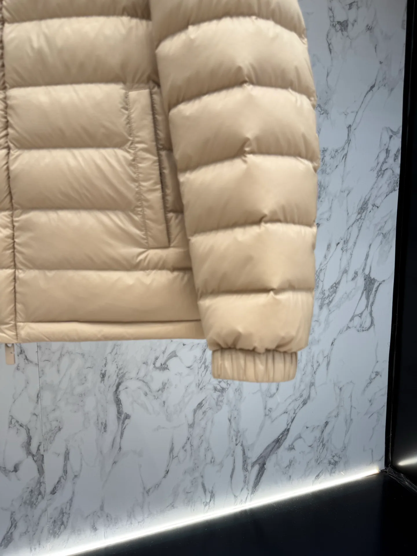 Men's Jackets And Down Jackets BURBERRY 18024079