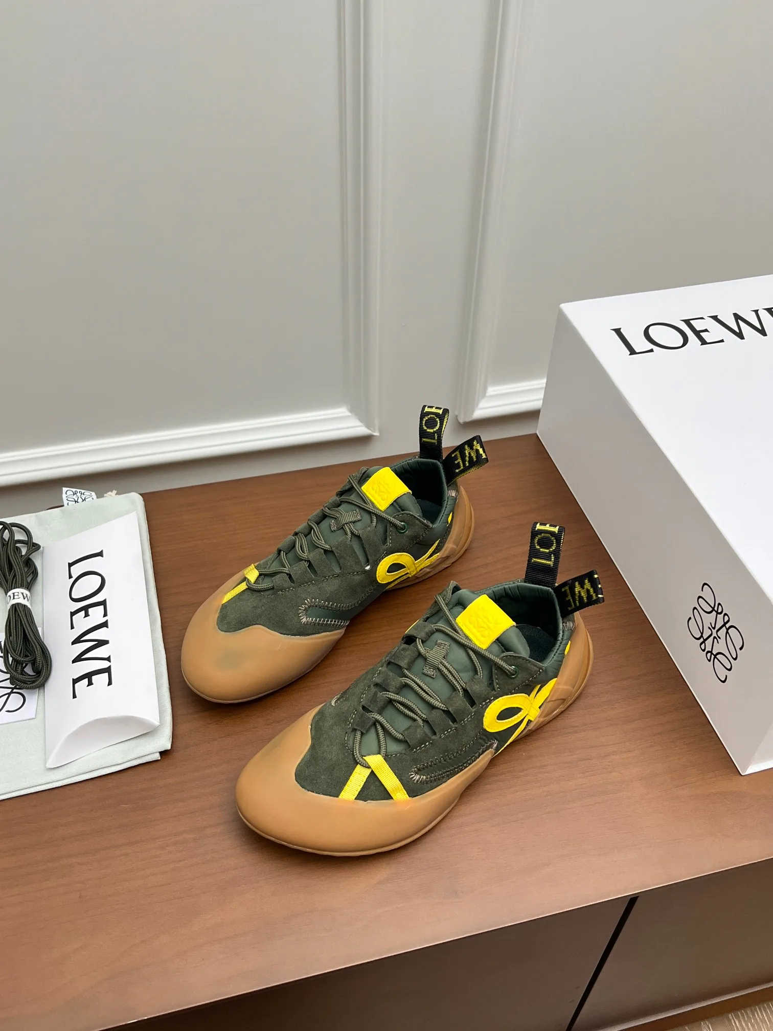 Men's Sneakers LOEWE 17796884