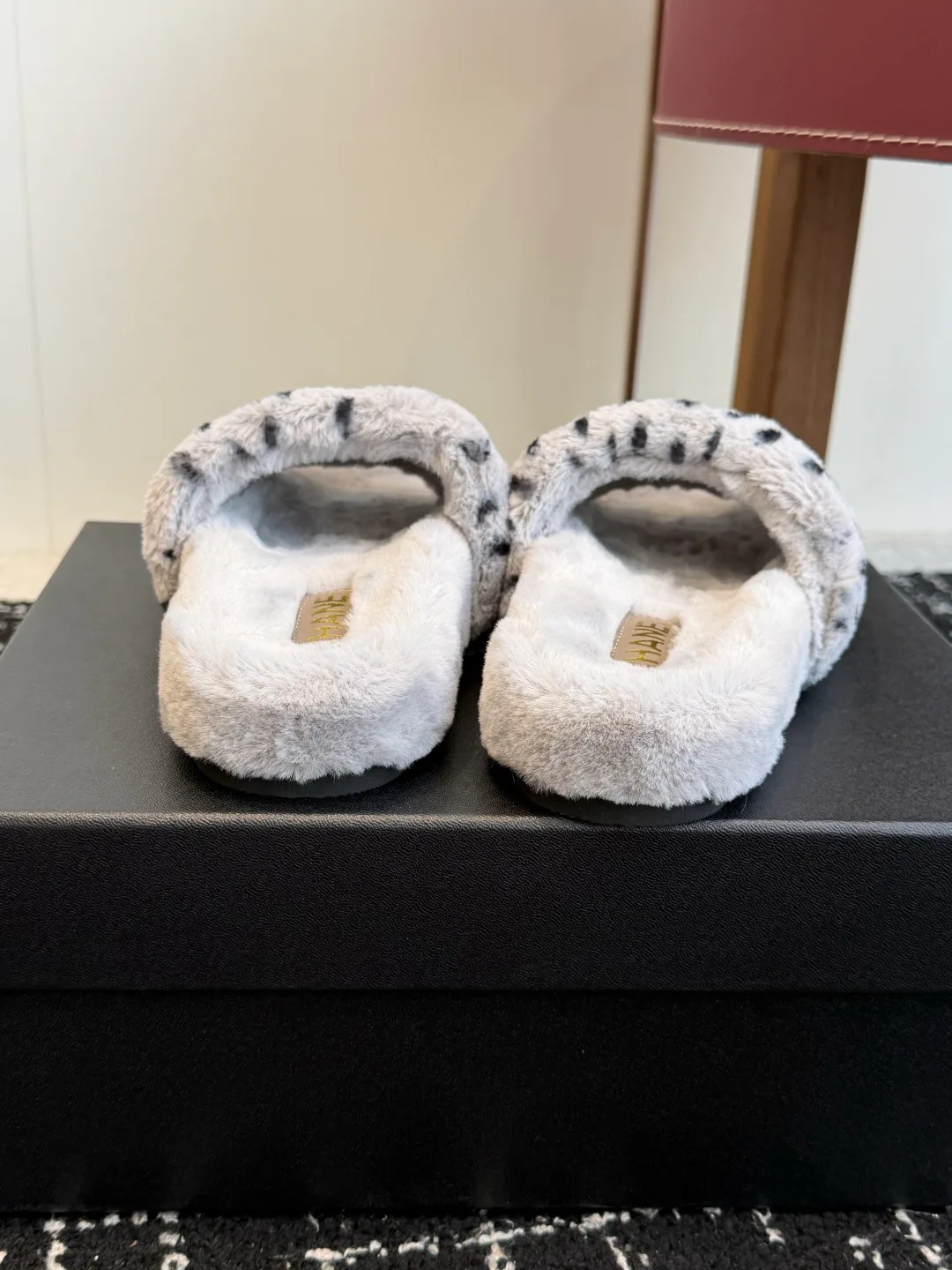 Women's Slippers CHANEL 18053856