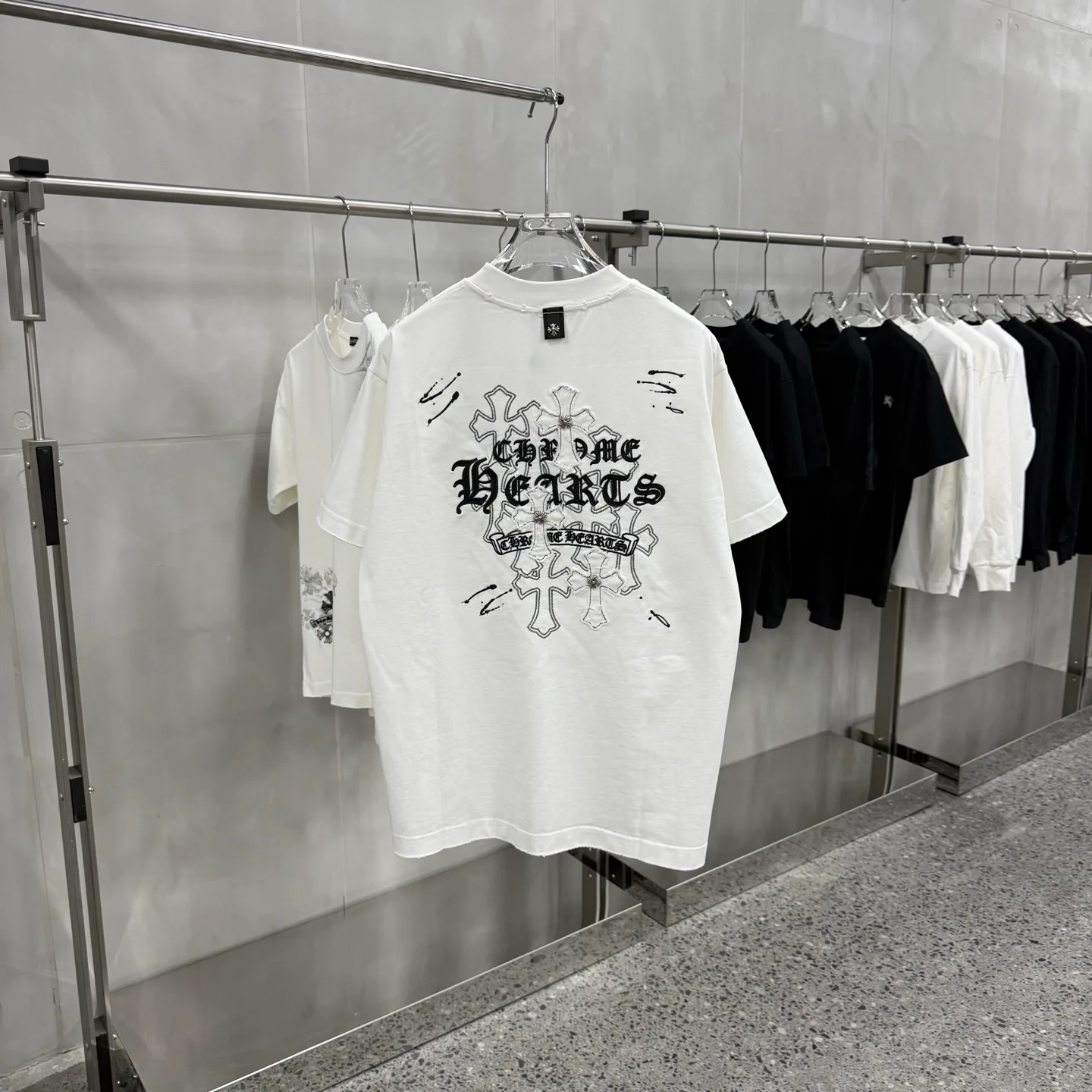 Men's T-Shirts CHROME HEARTS 17902448