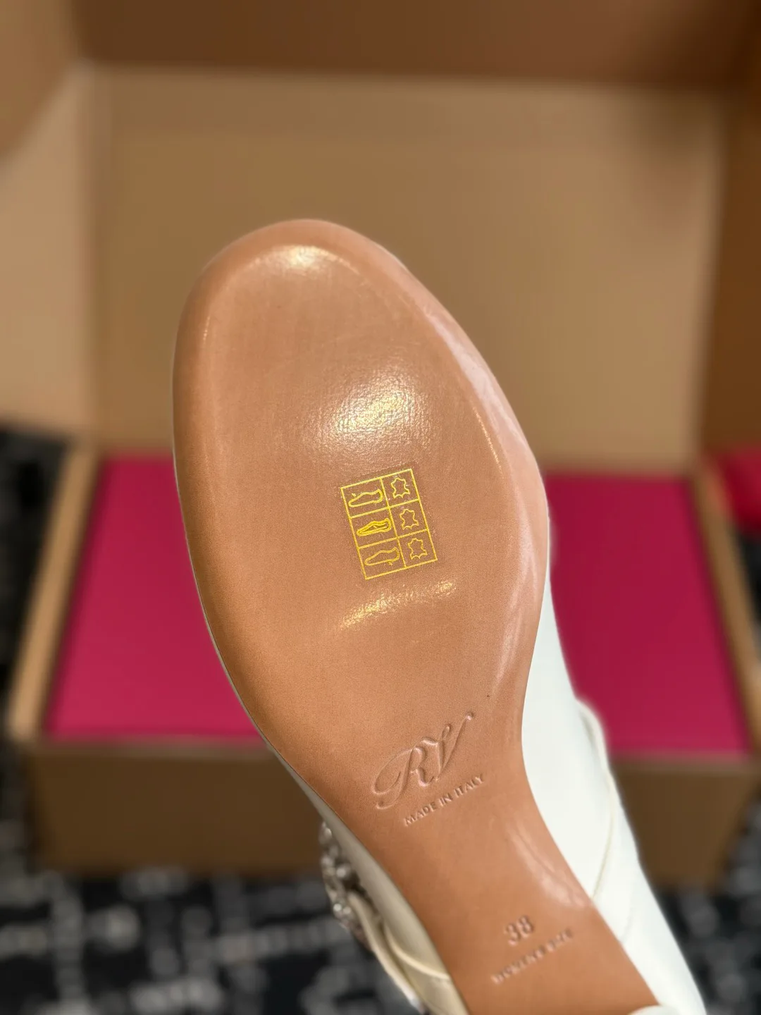 Women's Heels ROGER VIVIER 18138846