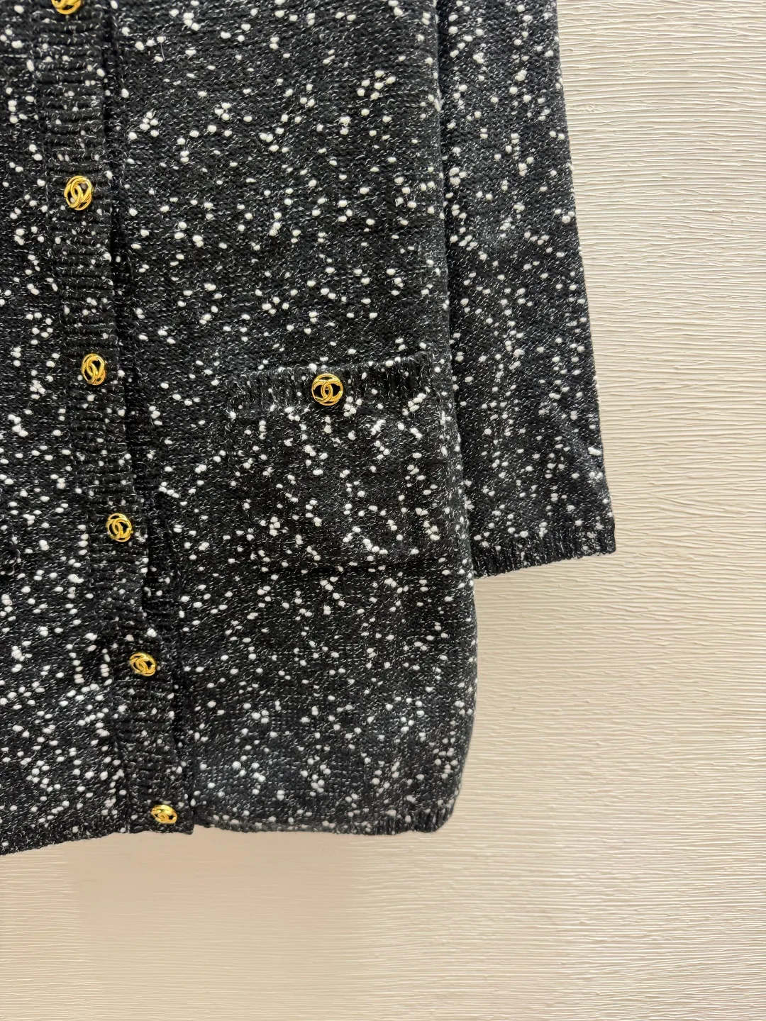 Women's Jumpers And Sweaters CHANEL 18534600