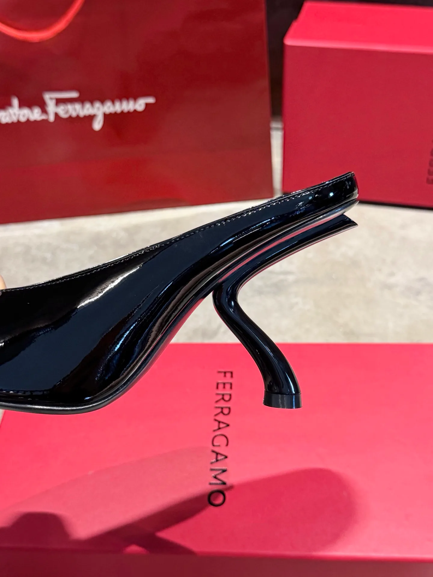 Women's Mules And Clogs SALVATORE FERRAGAMO 18531673