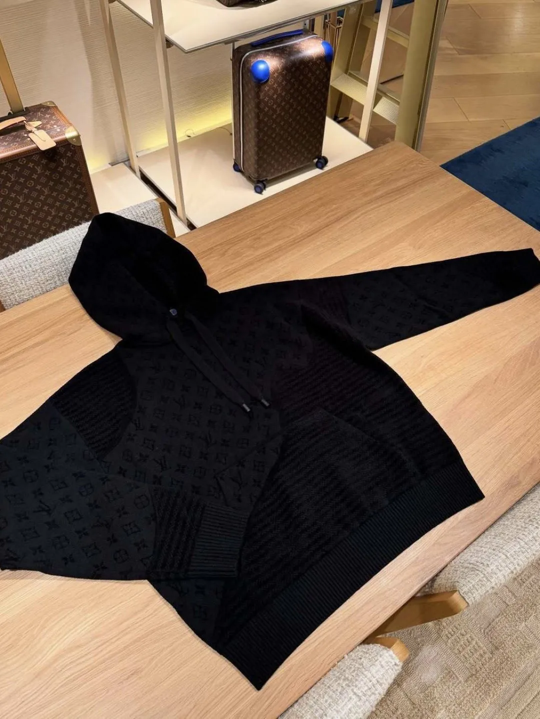 Men's Sweatshirts And Hoodies LOUIS VUITTON 17572001