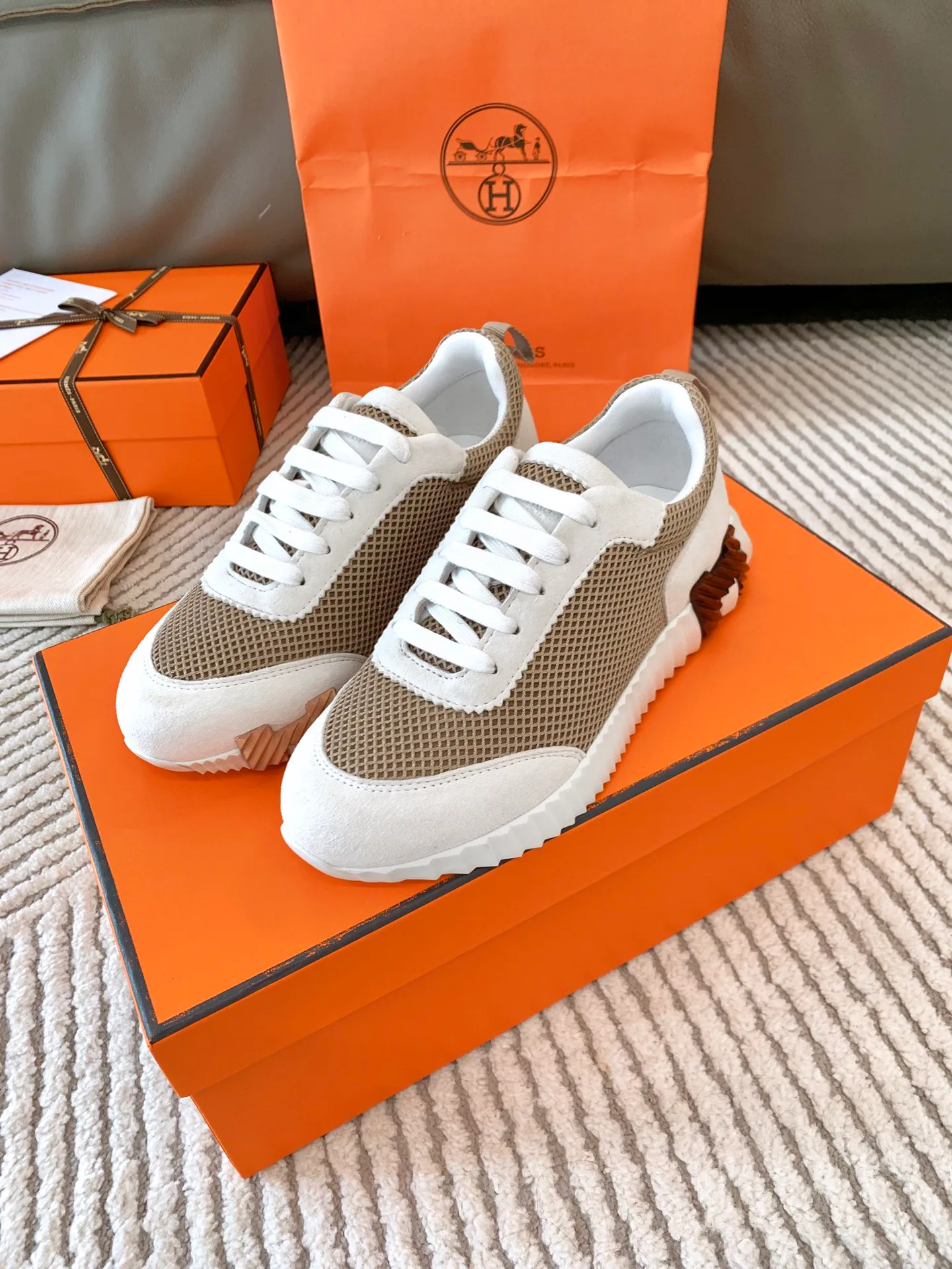 Women's Sneakers HERMES 18485823