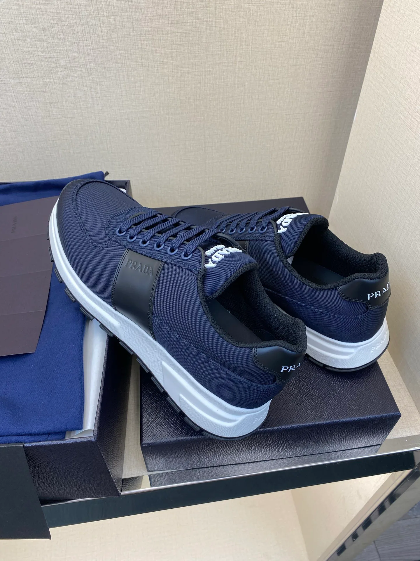 Men's Sneakers PRADA 18039825