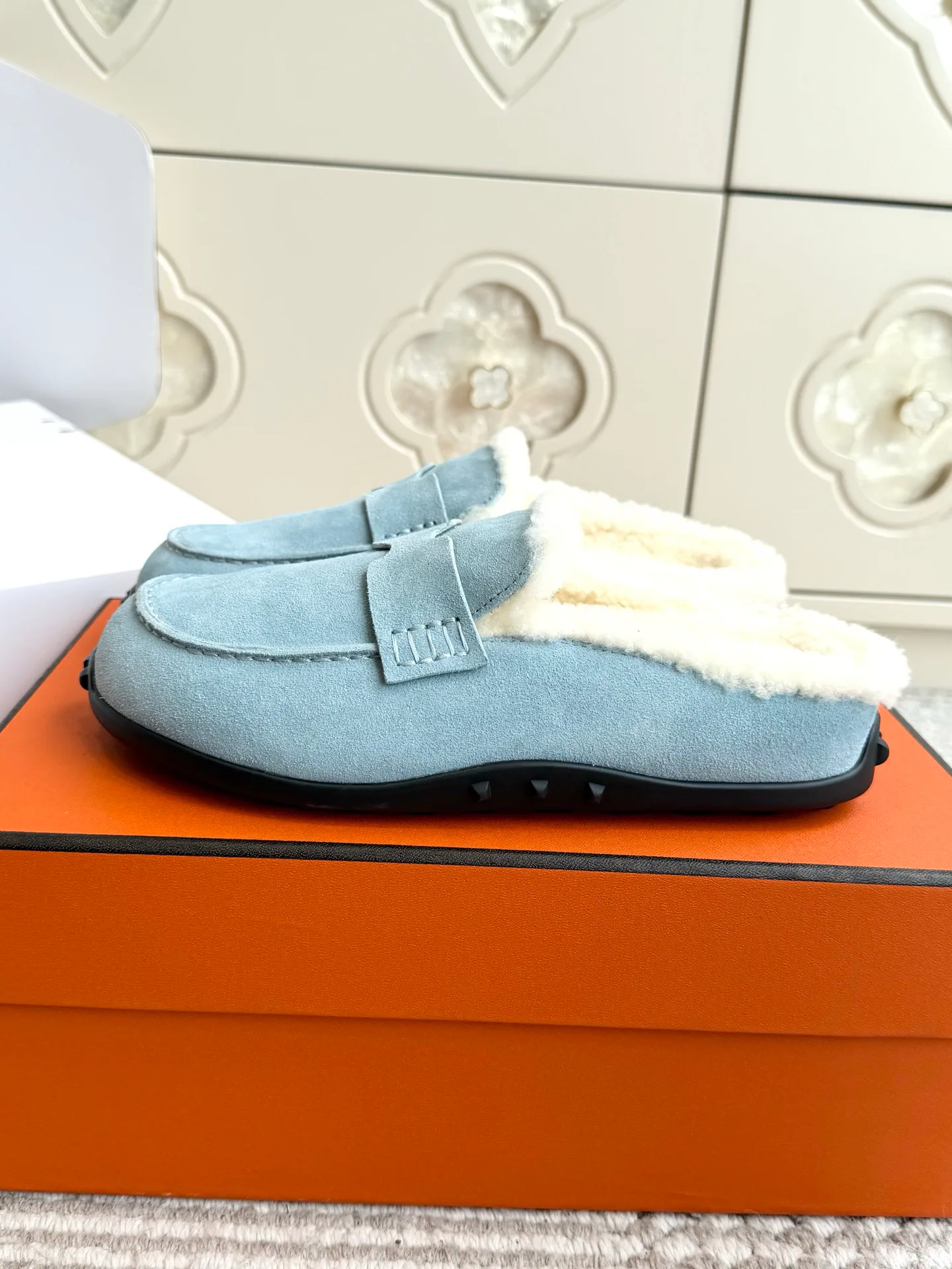 Women's Loafers And Moccasins HERMES 18146441