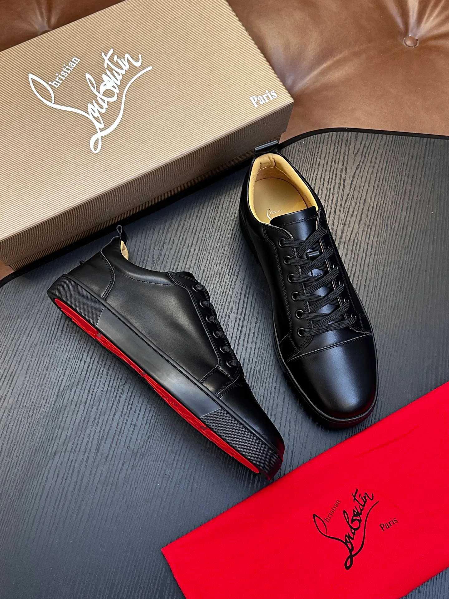 Men's Sneakers CHRISTIAN LOUBOUTIN 17821711