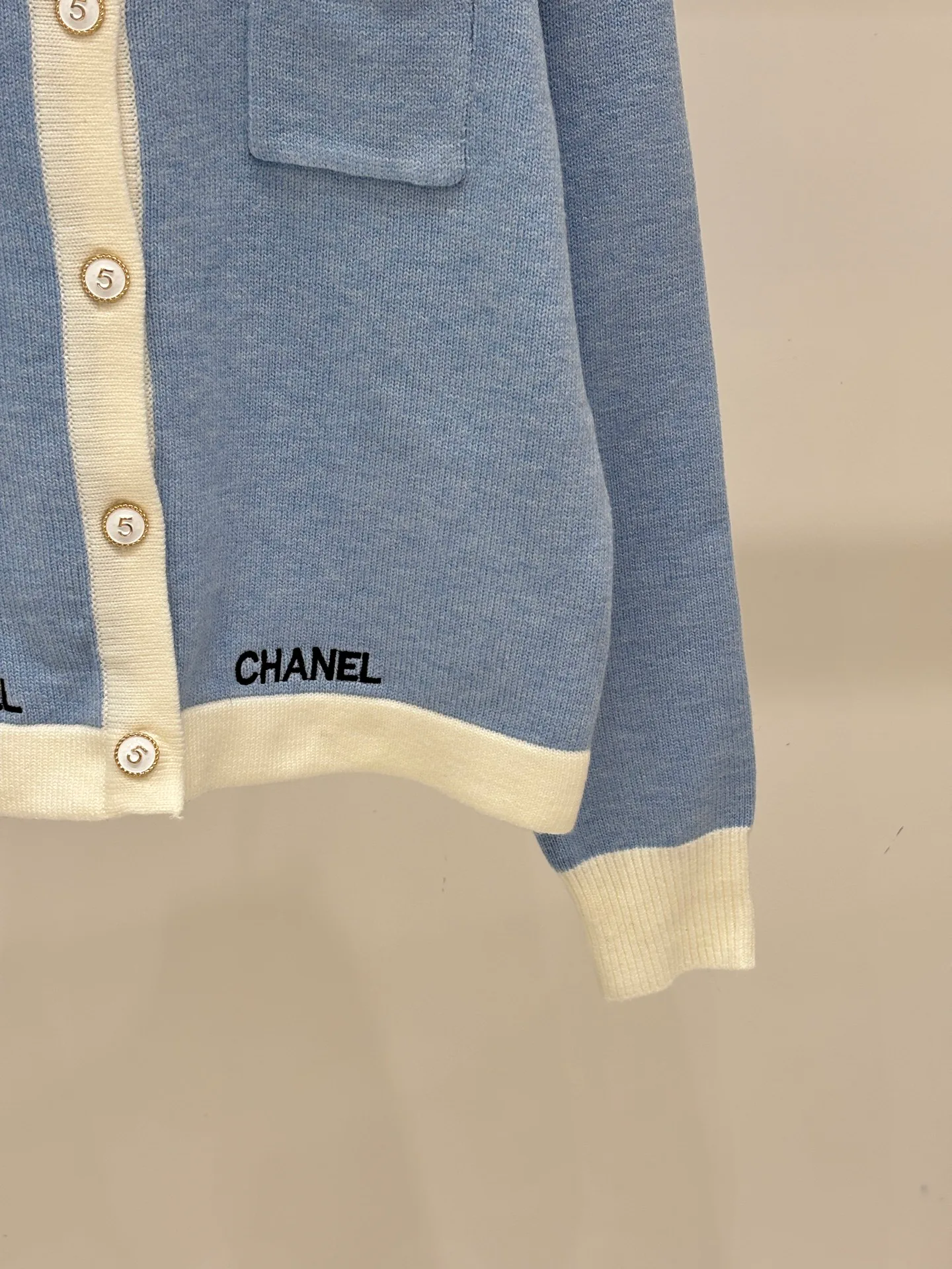 Джемперы И Свитеры Женские Chanel 18609065