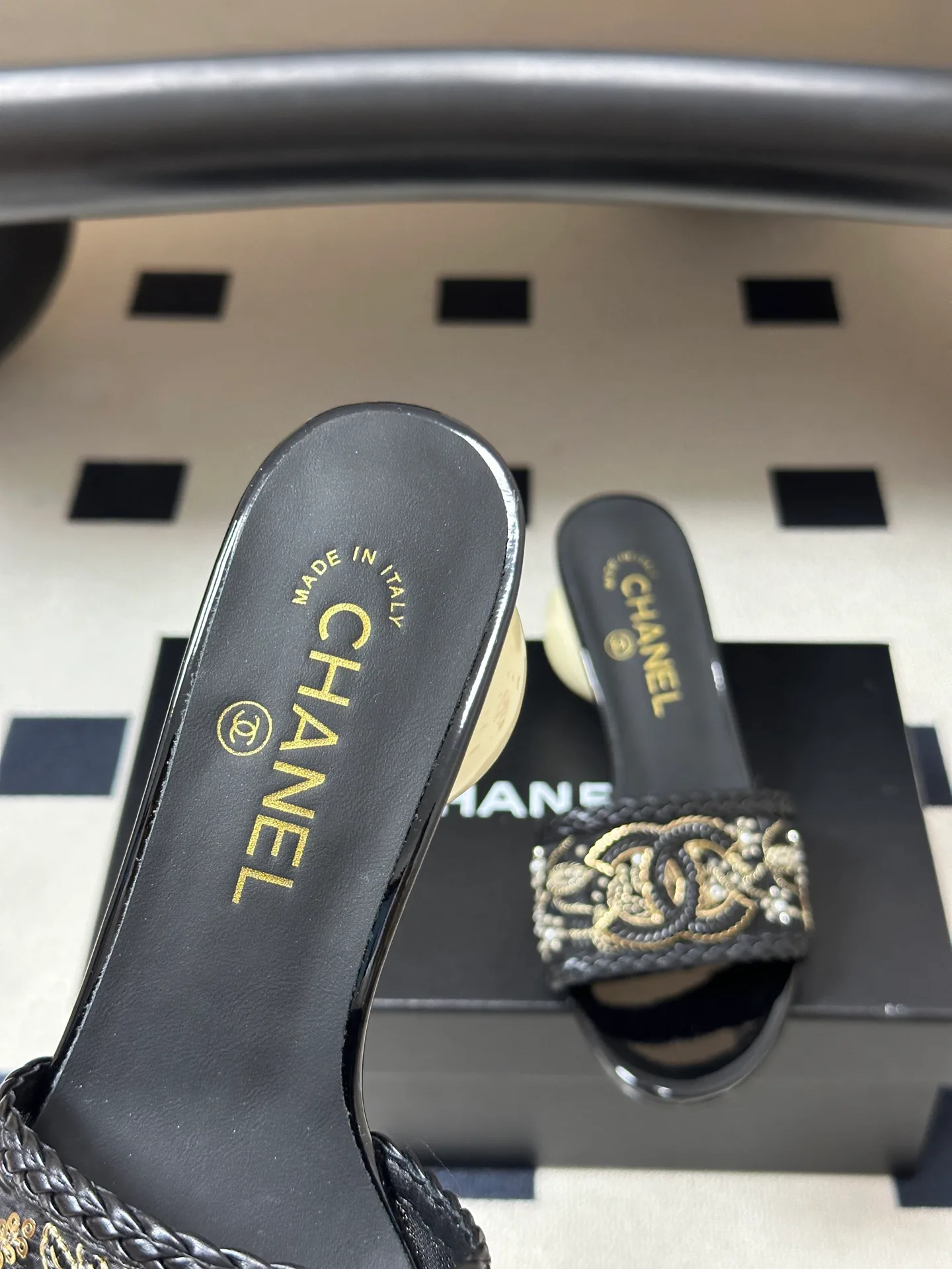 Women's Open-Toe Sandals CHANEL 17403443