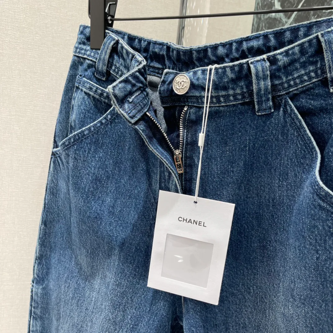 Women's Jeans CHANEL 18030657