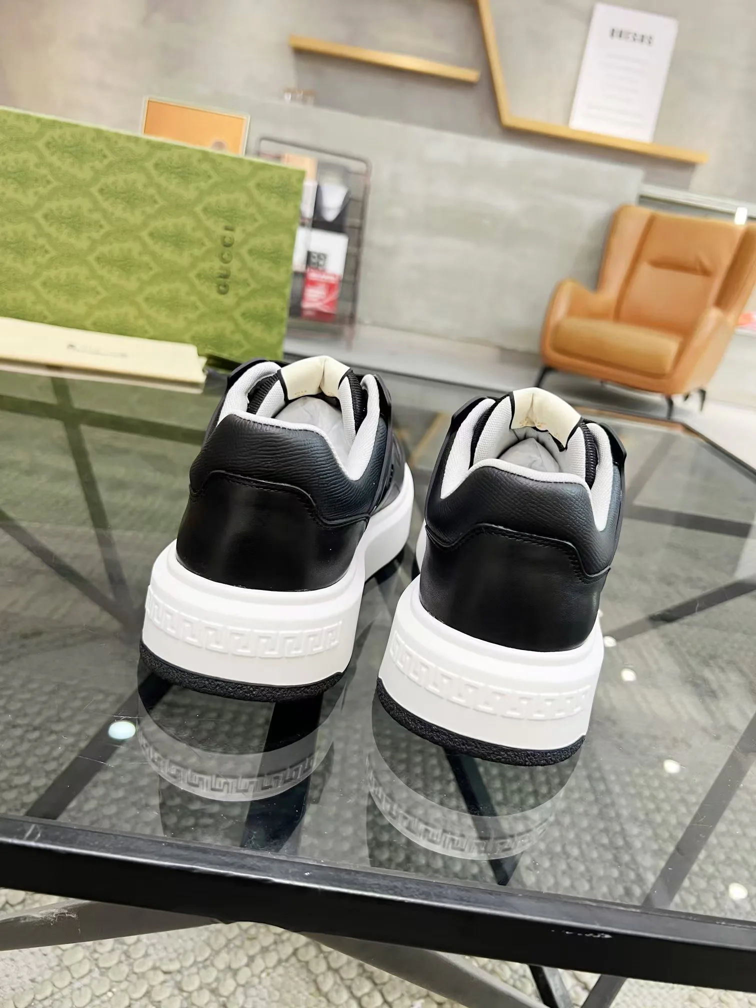 Men's Sneakers GUCCI 17955499