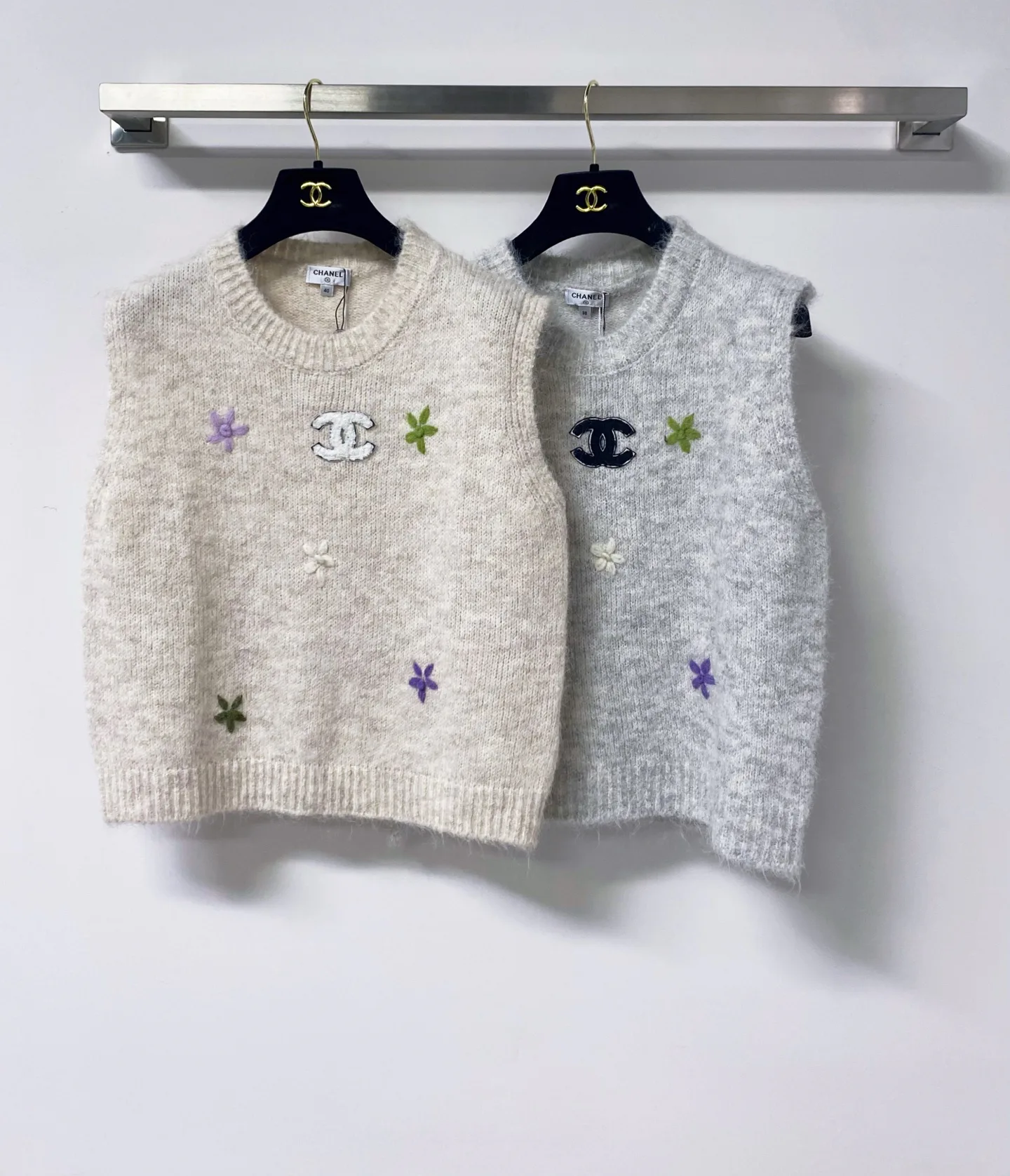 Women's Vests CHANEL 17423744