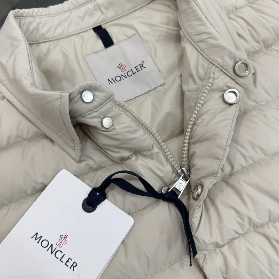 Men's Jackets And Down Jackets MONCLER 17827406