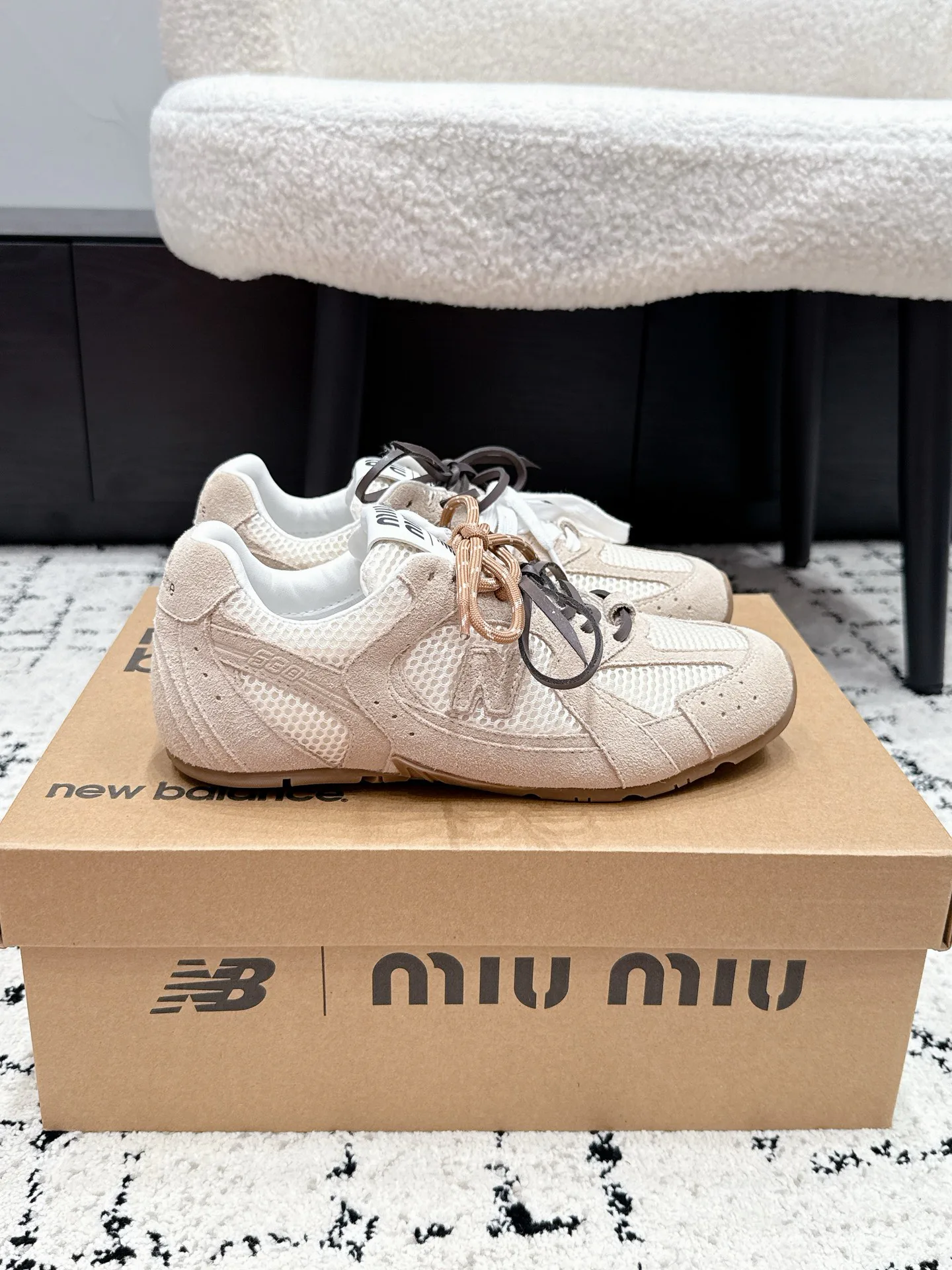 Women's Sneakers MIU MIU 18409600