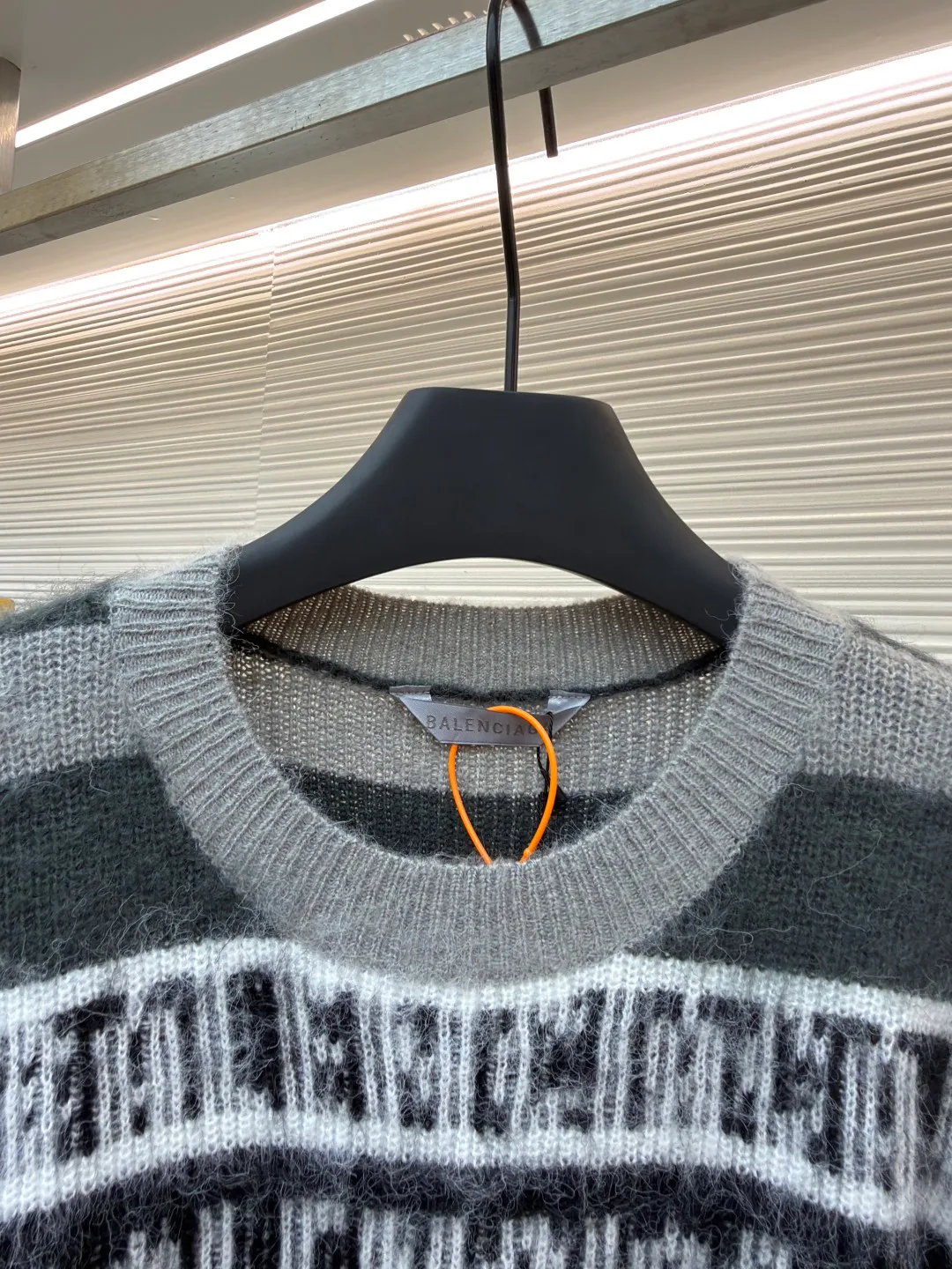Men's Jumpers And Sweaters BALENCIAGA 18260618