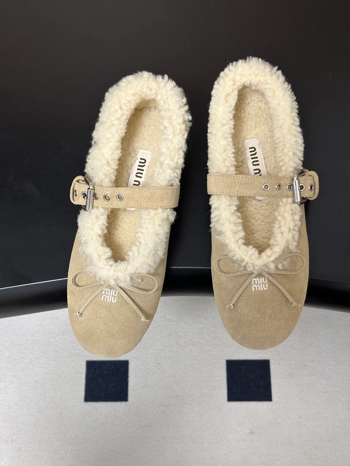 Women's Ballet Flats MIU MIU 18048974