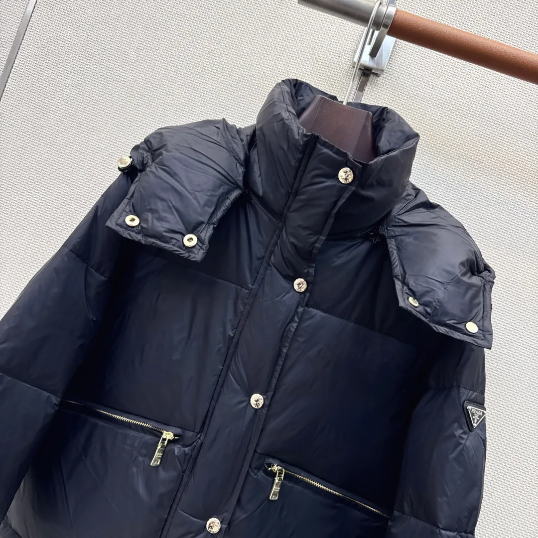 Women's Jackets And Down Jackets PRADA 18398214