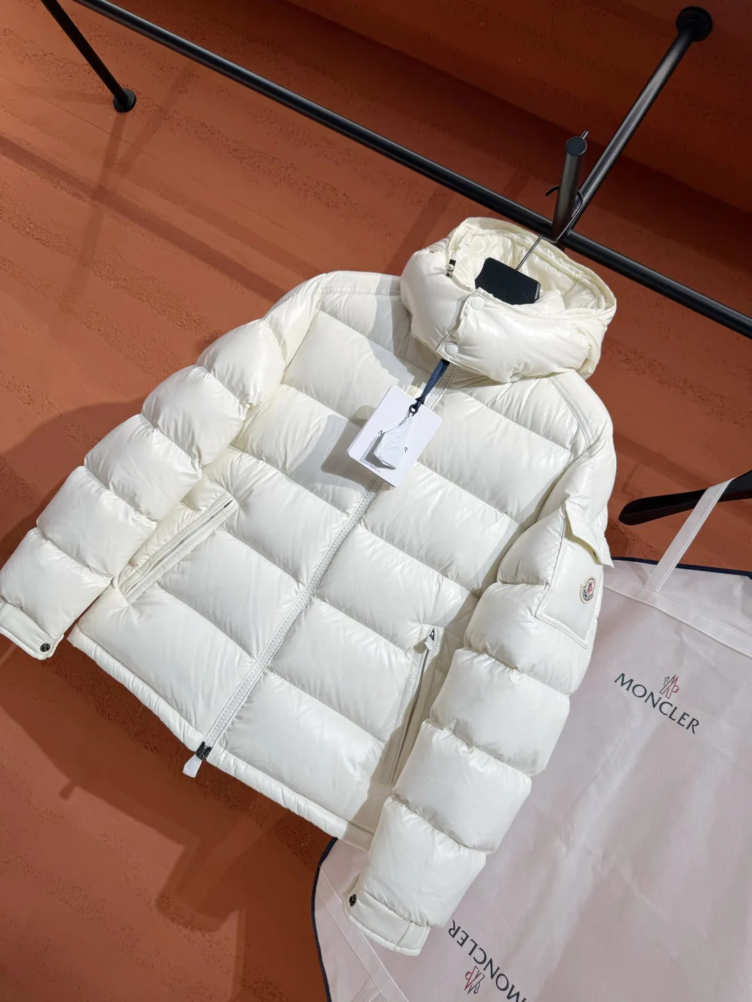 Men's Jackets And Down Jackets MONCLER 18048530