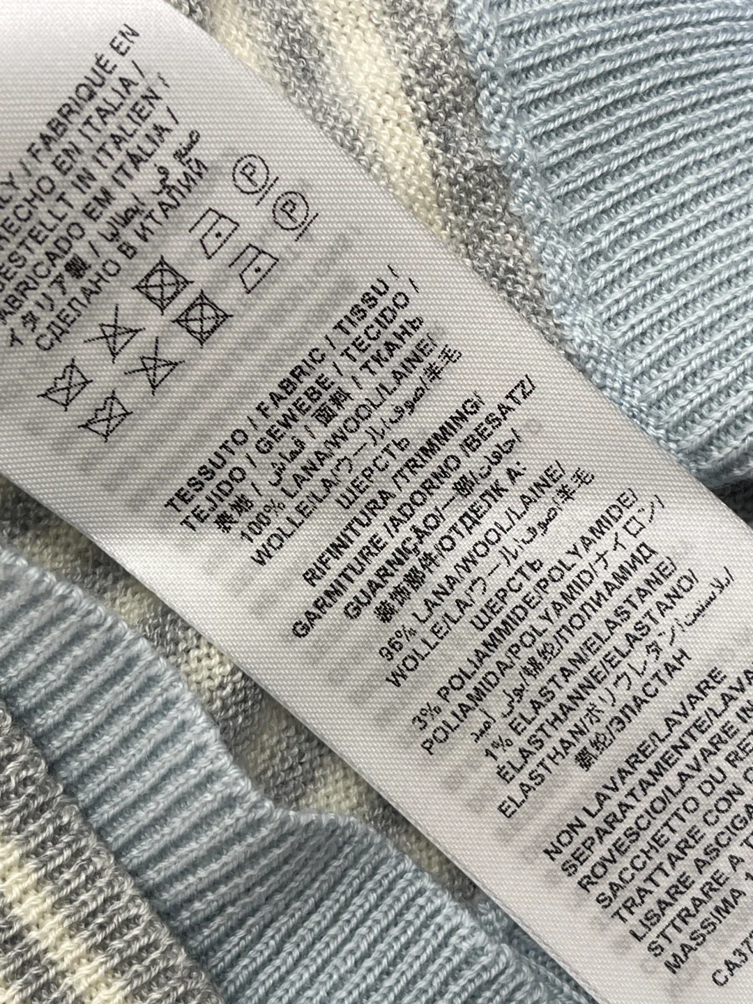 Women's Jumpers And Sweaters GUCCI 17737737