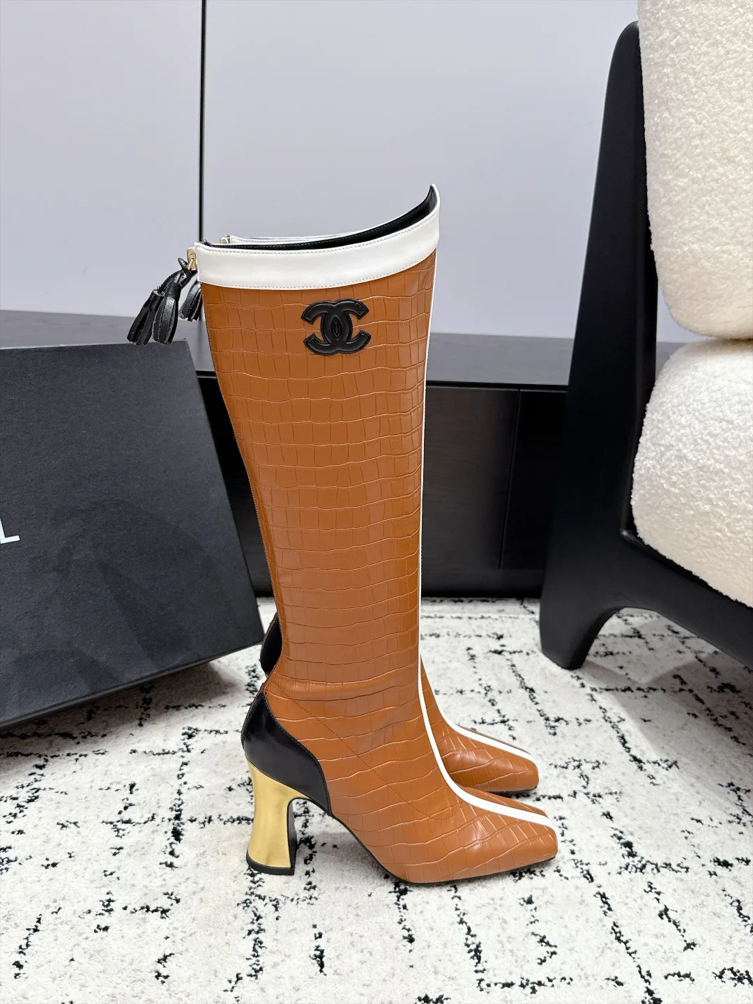 Women's Boots CHANEL 18406504