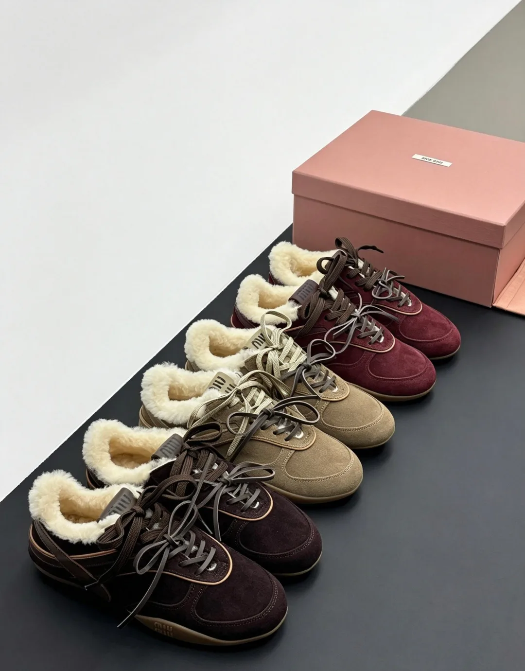 Women's Sneakers MIU MIU 18223964