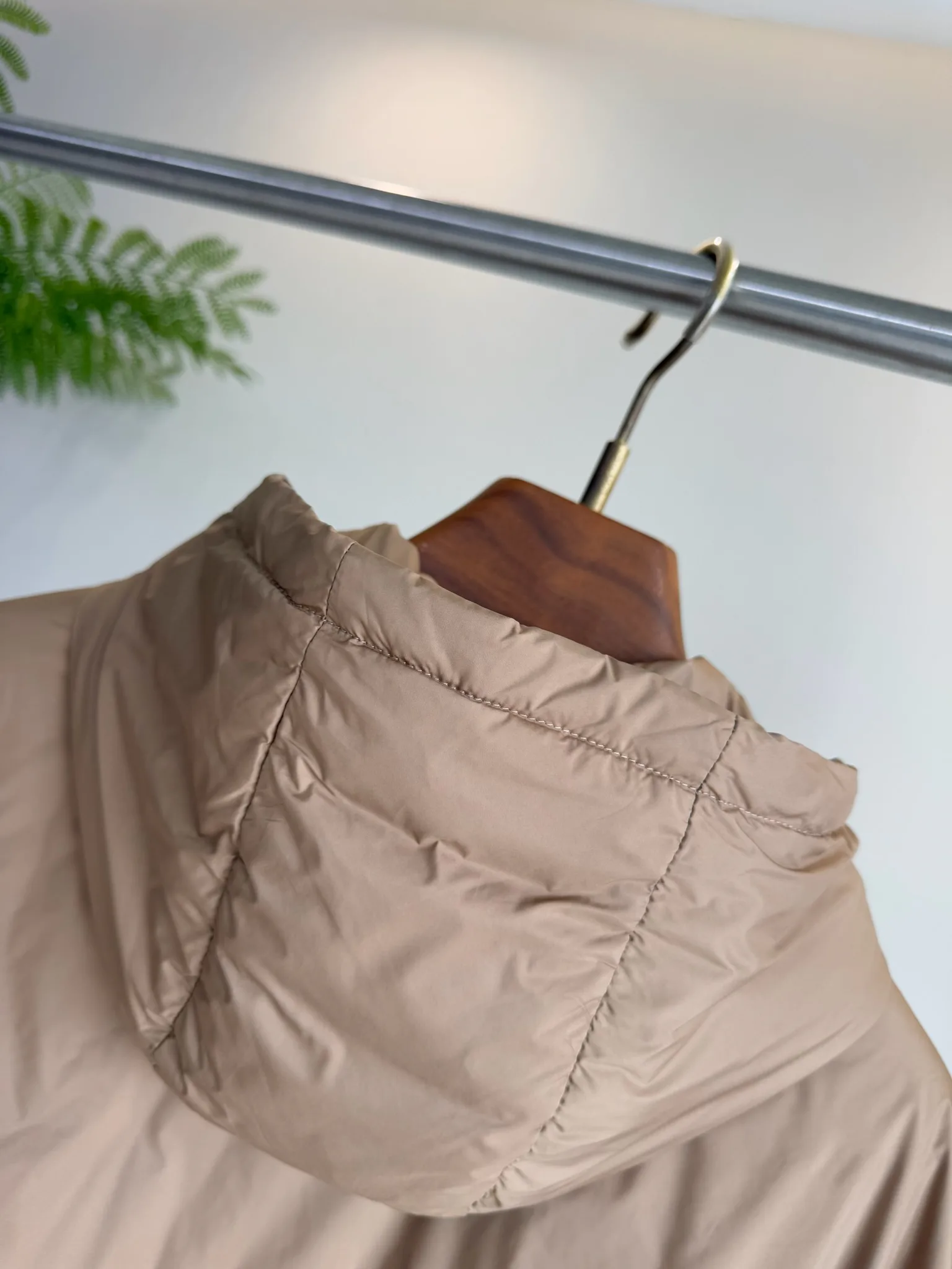 Men's Jackets And Down Jackets MONCLER 18372080