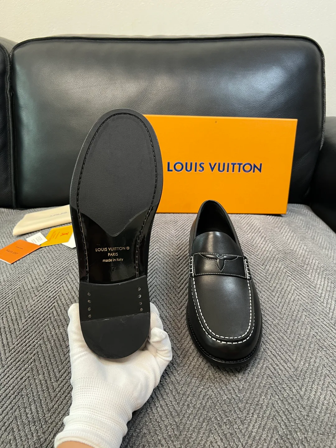 Men's Loafers And Dress Shoes LOUIS VUITTON 18495372