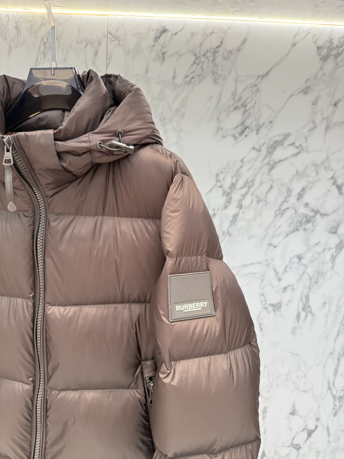 Women's Jackets And Down Jackets BURBERRY 18537418