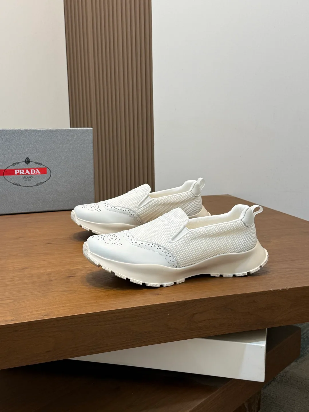 Men's Sneakers PRADA 17447621