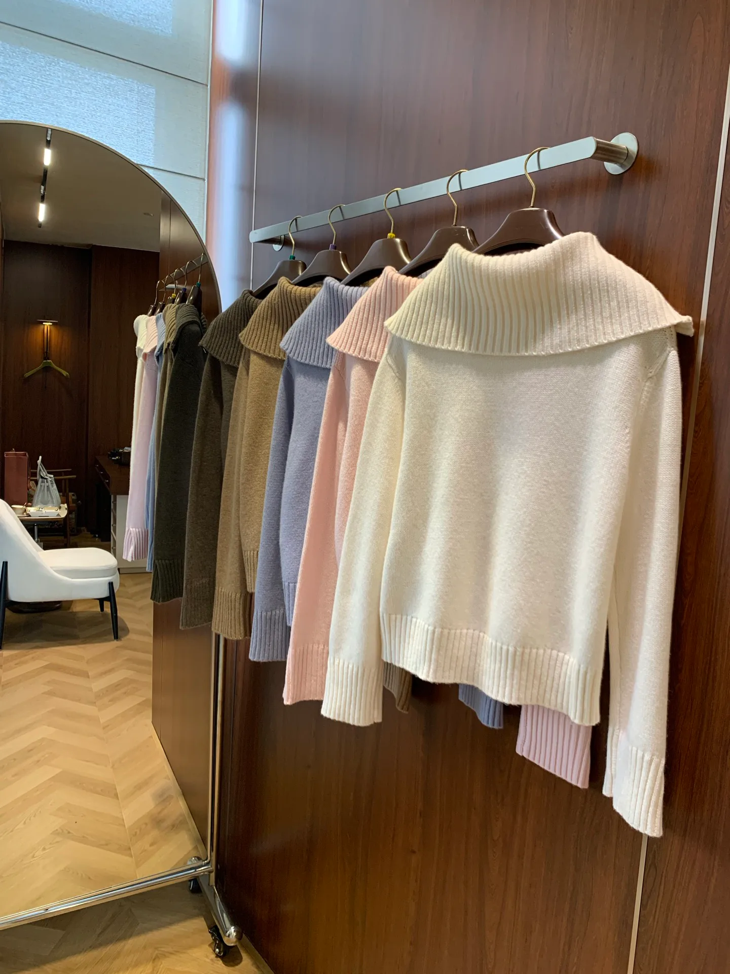 Women's Jumpers And Sweaters LORO PIANA 18474214