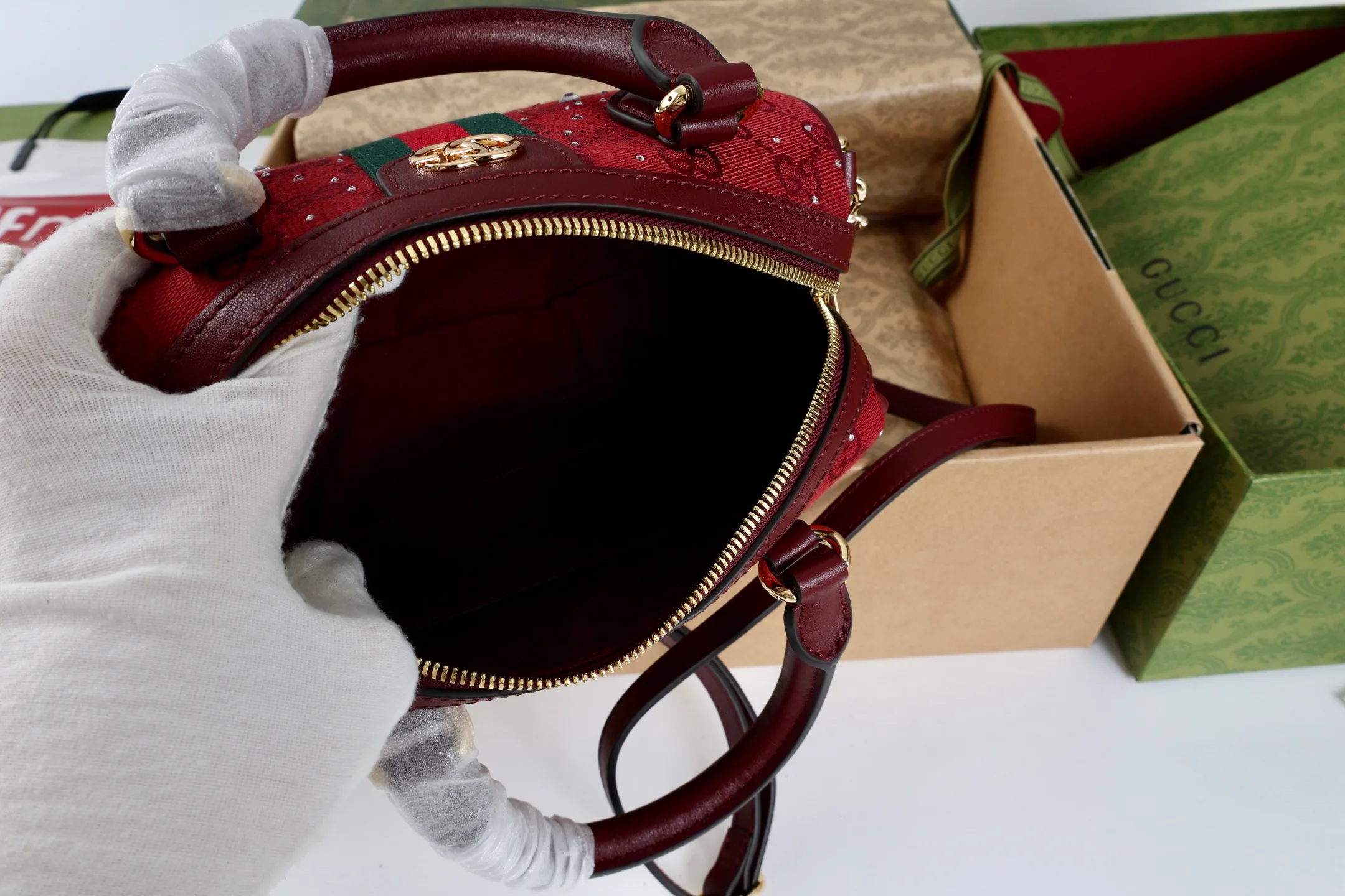 Women's Classic Handbags GUCCI 18065275